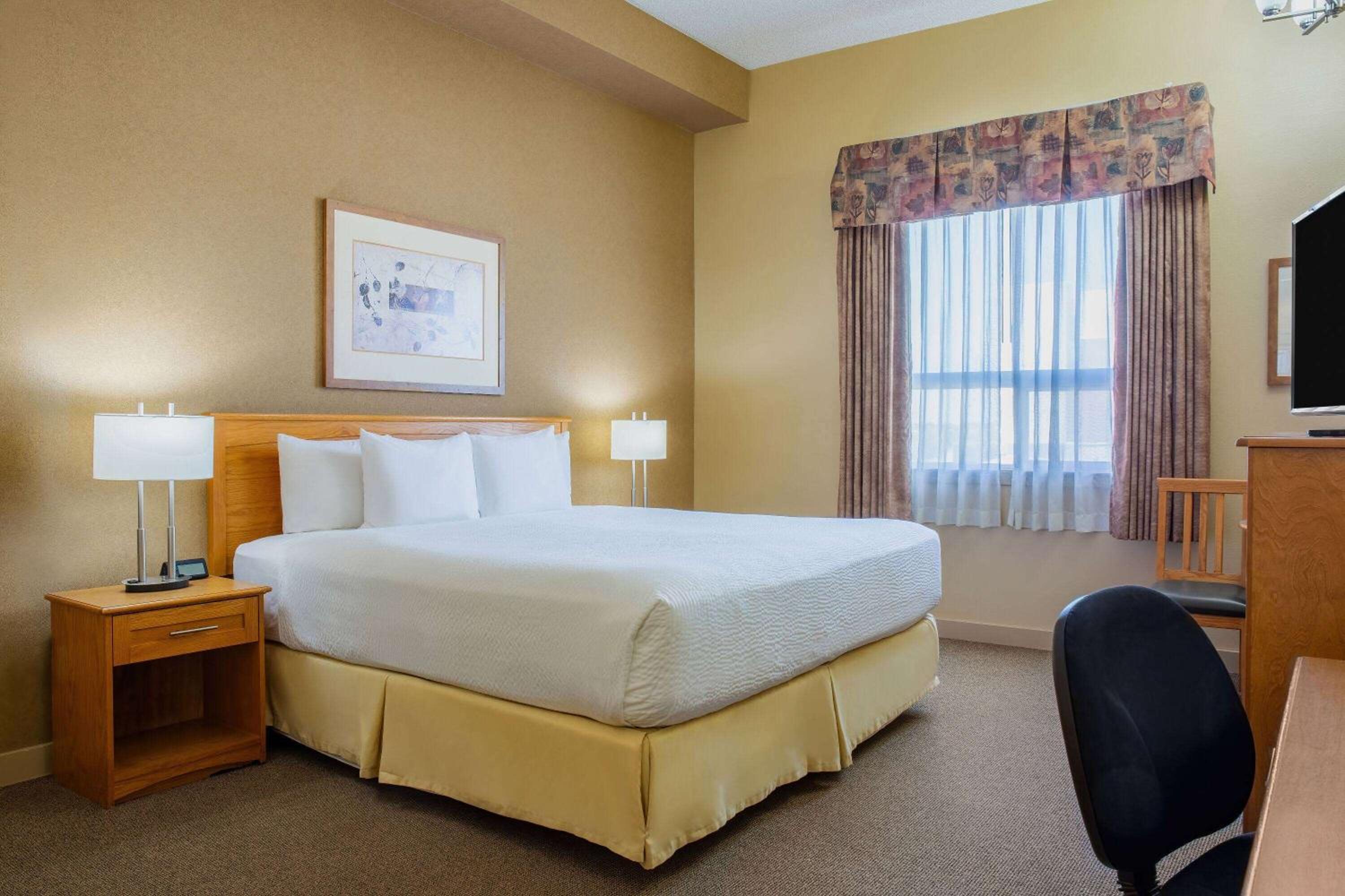King Room - Disability Access/Non-Smoking - Photo 2