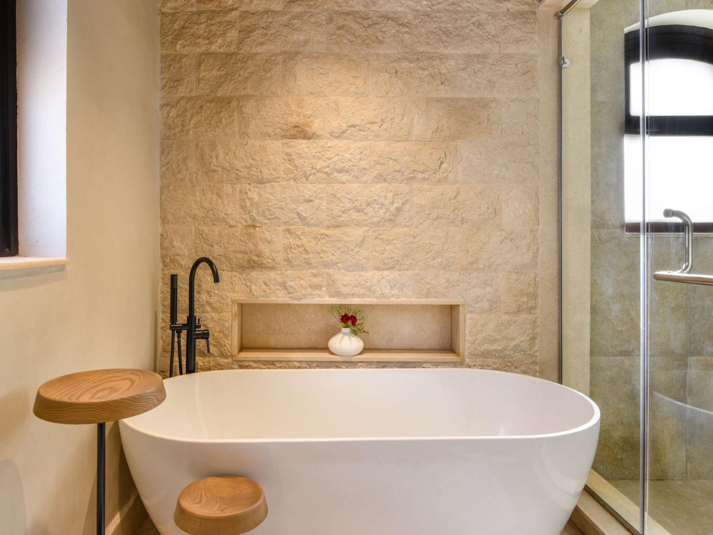 Suite with Sea View - Photo 5
