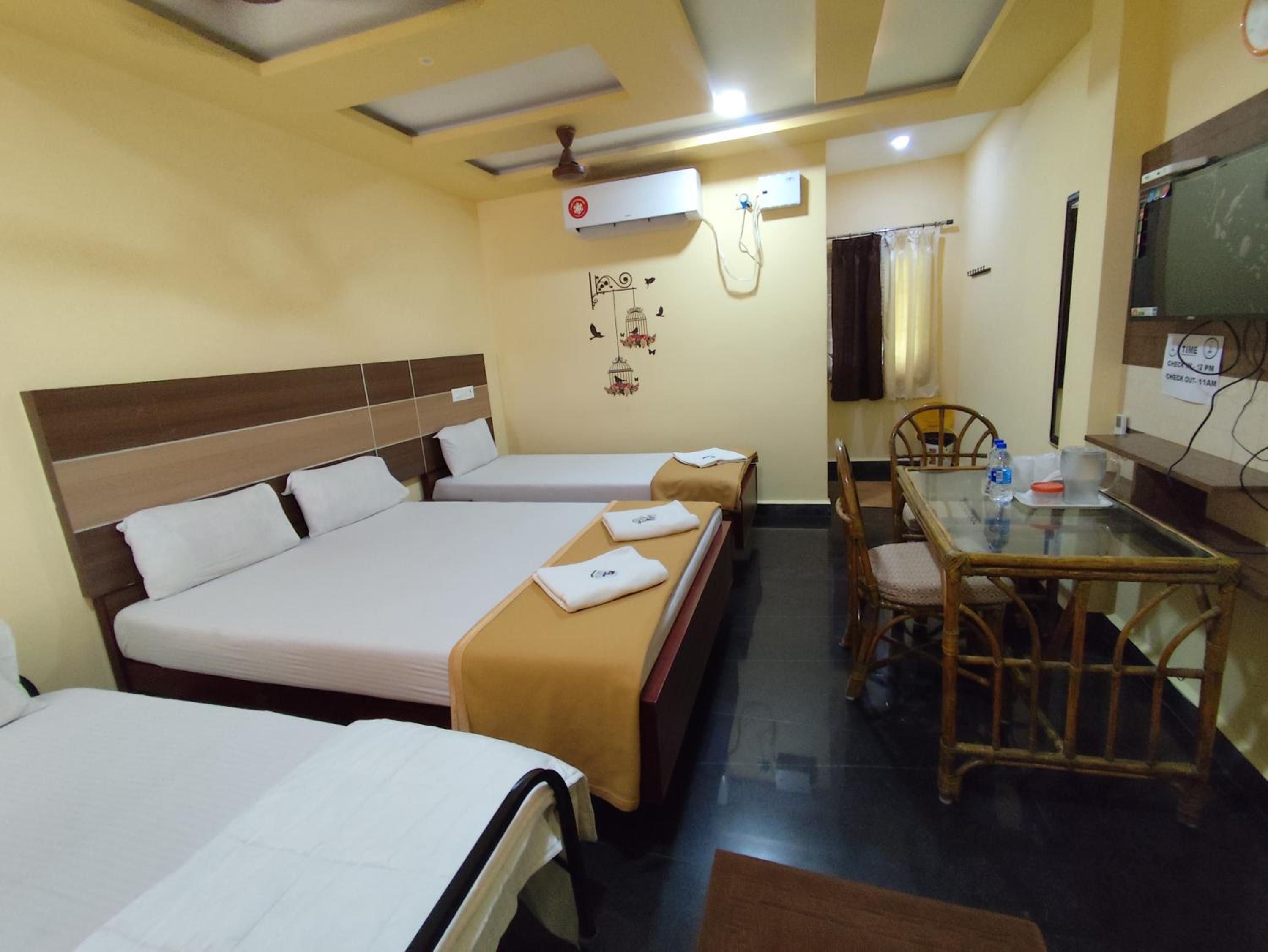 Family Suite - Photo 7