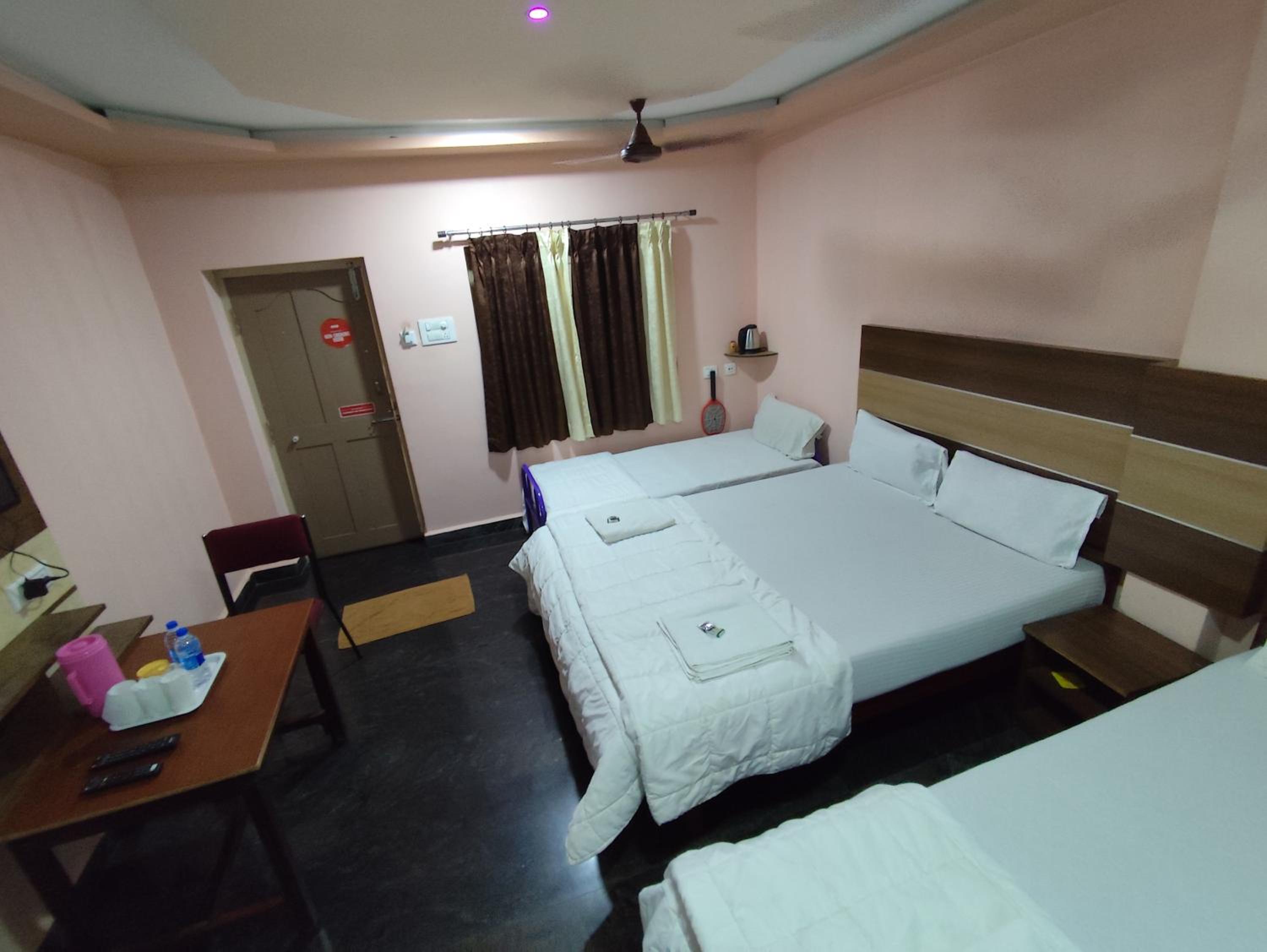 Family Suite - Photo 15