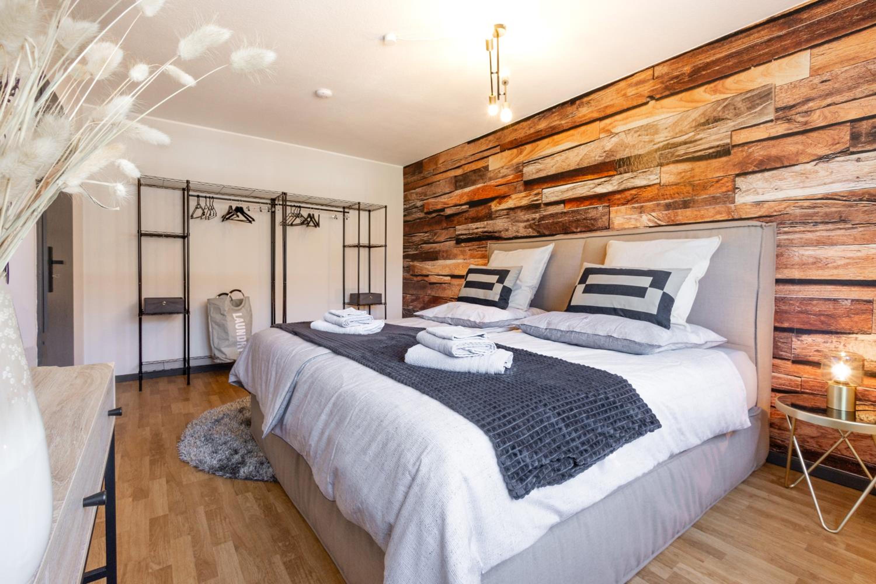 Two-Bedroom Apartment with Balcony photo 1