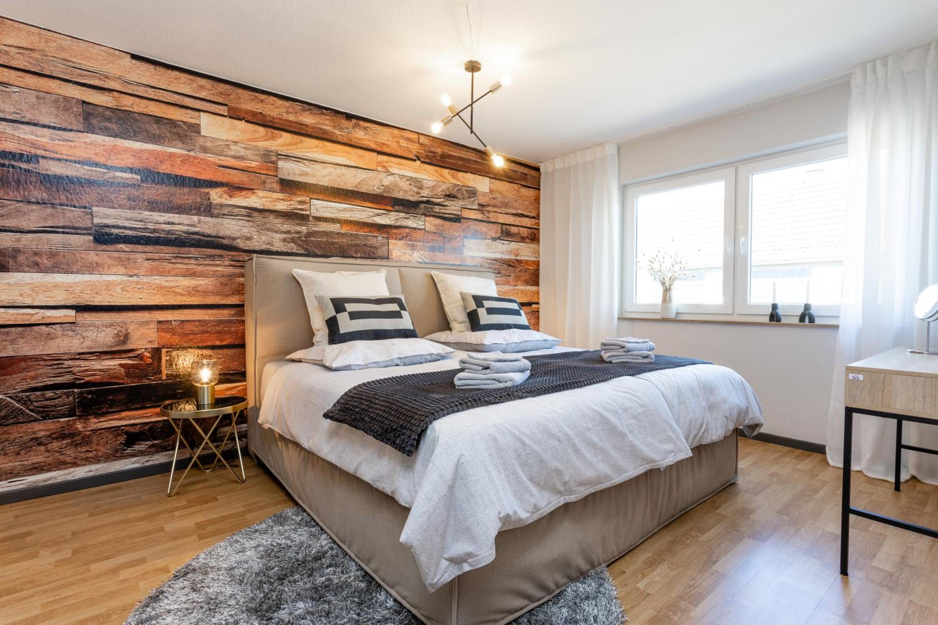 Two-Bedroom Apartment with Balcony photo 3