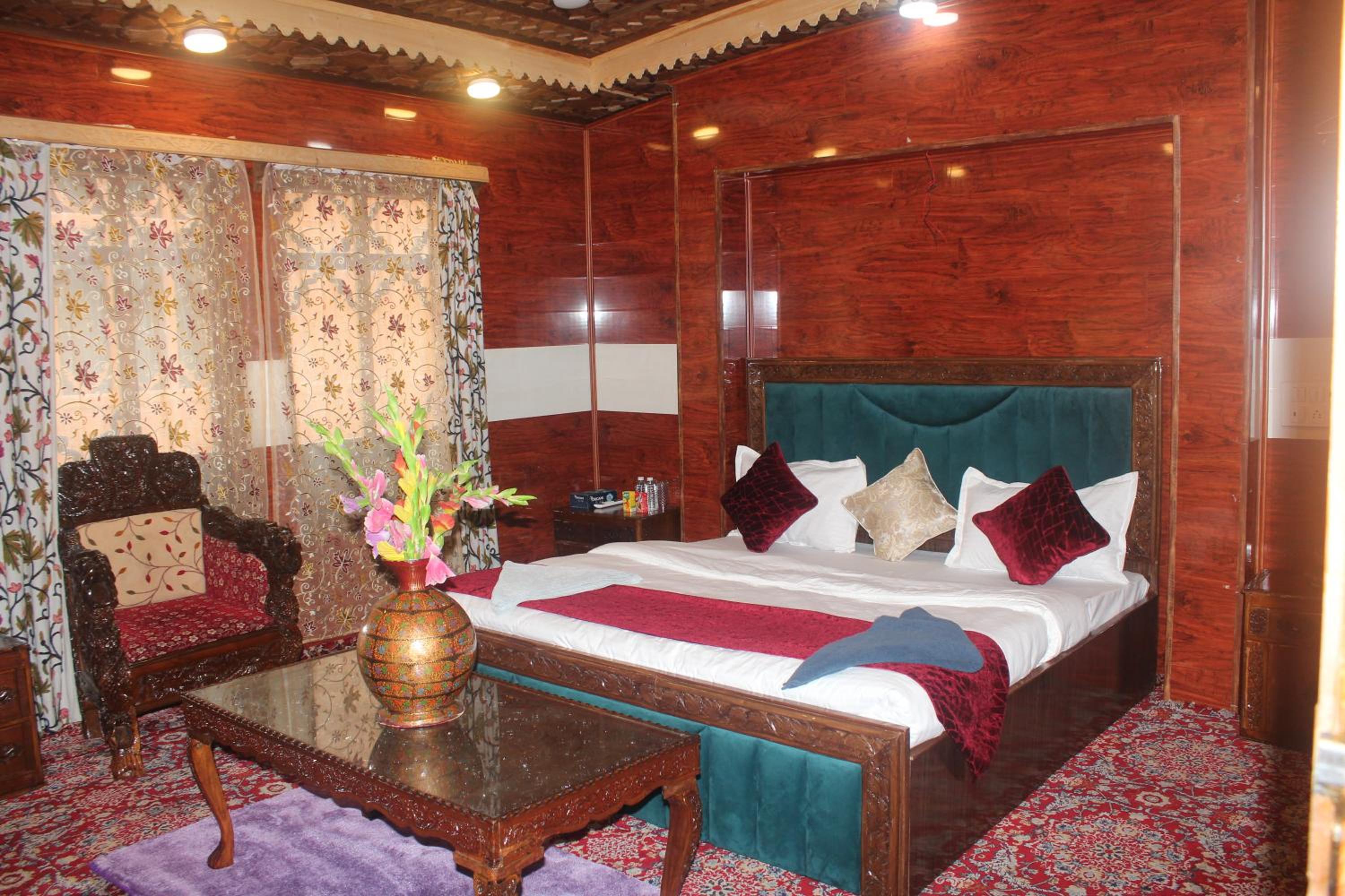 Double Room With Mountain View