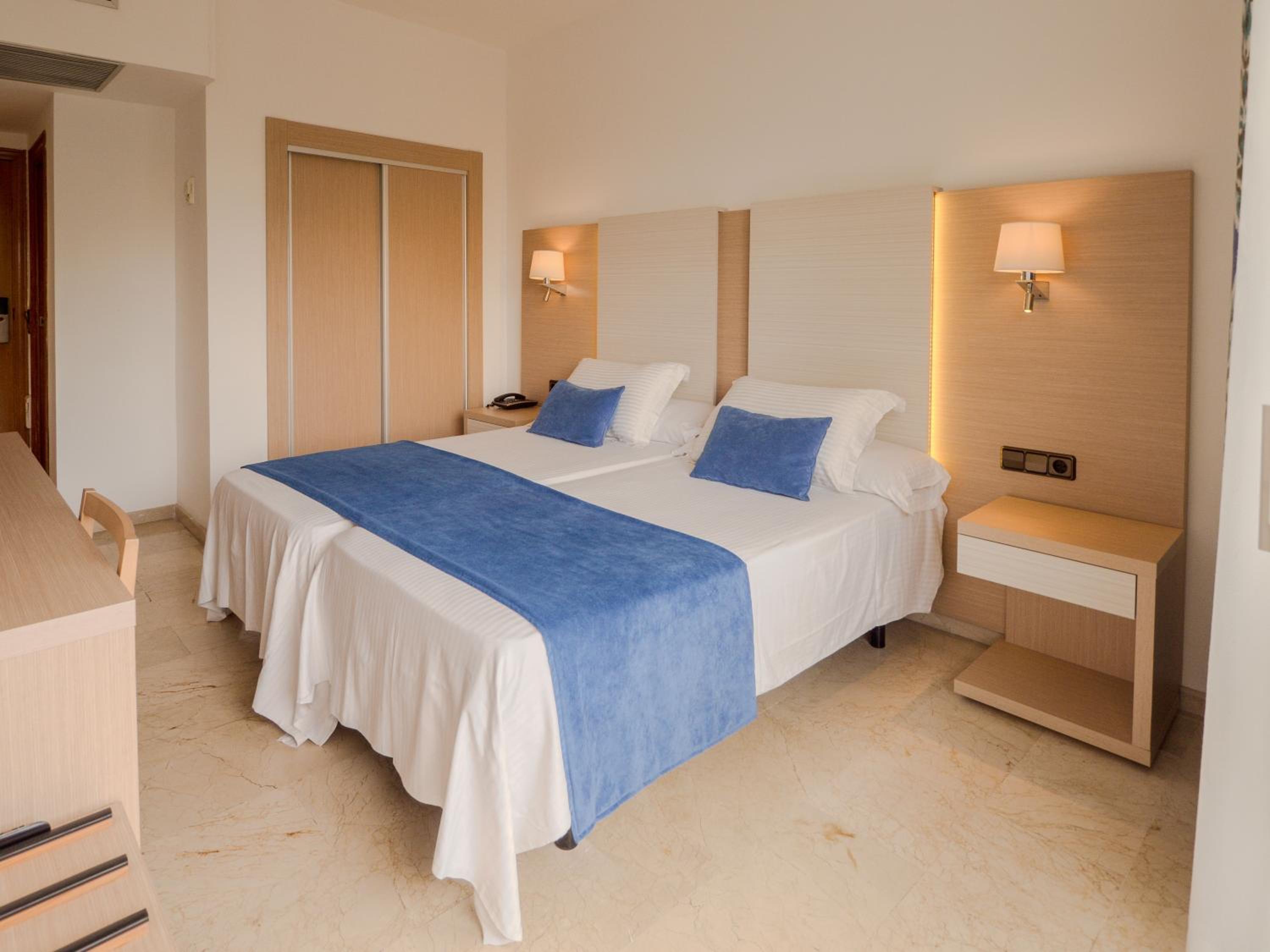 Large Single Room photo 2