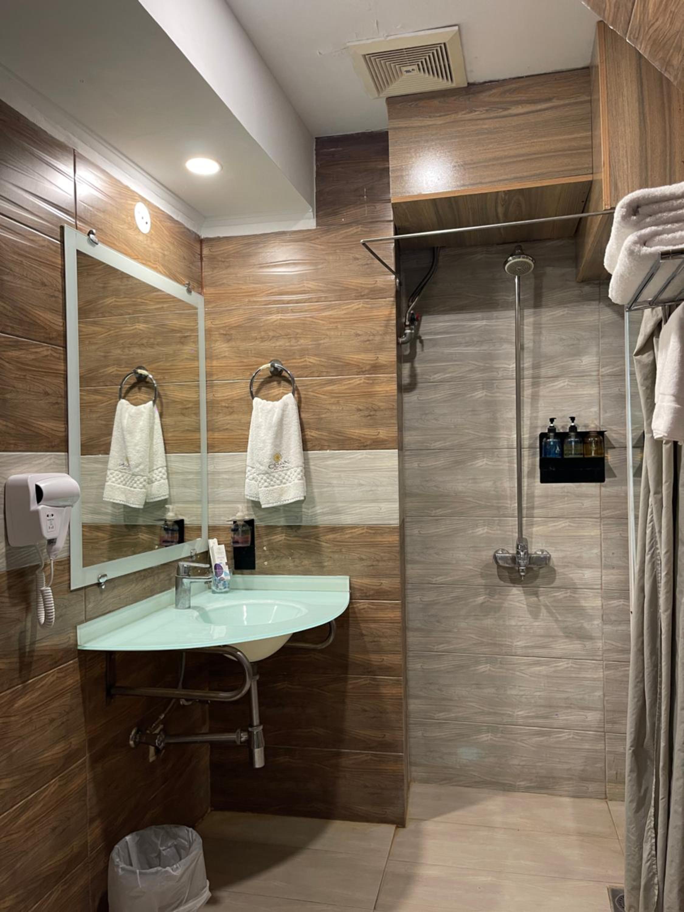 Deluxe Double Or Twin Room photo 3