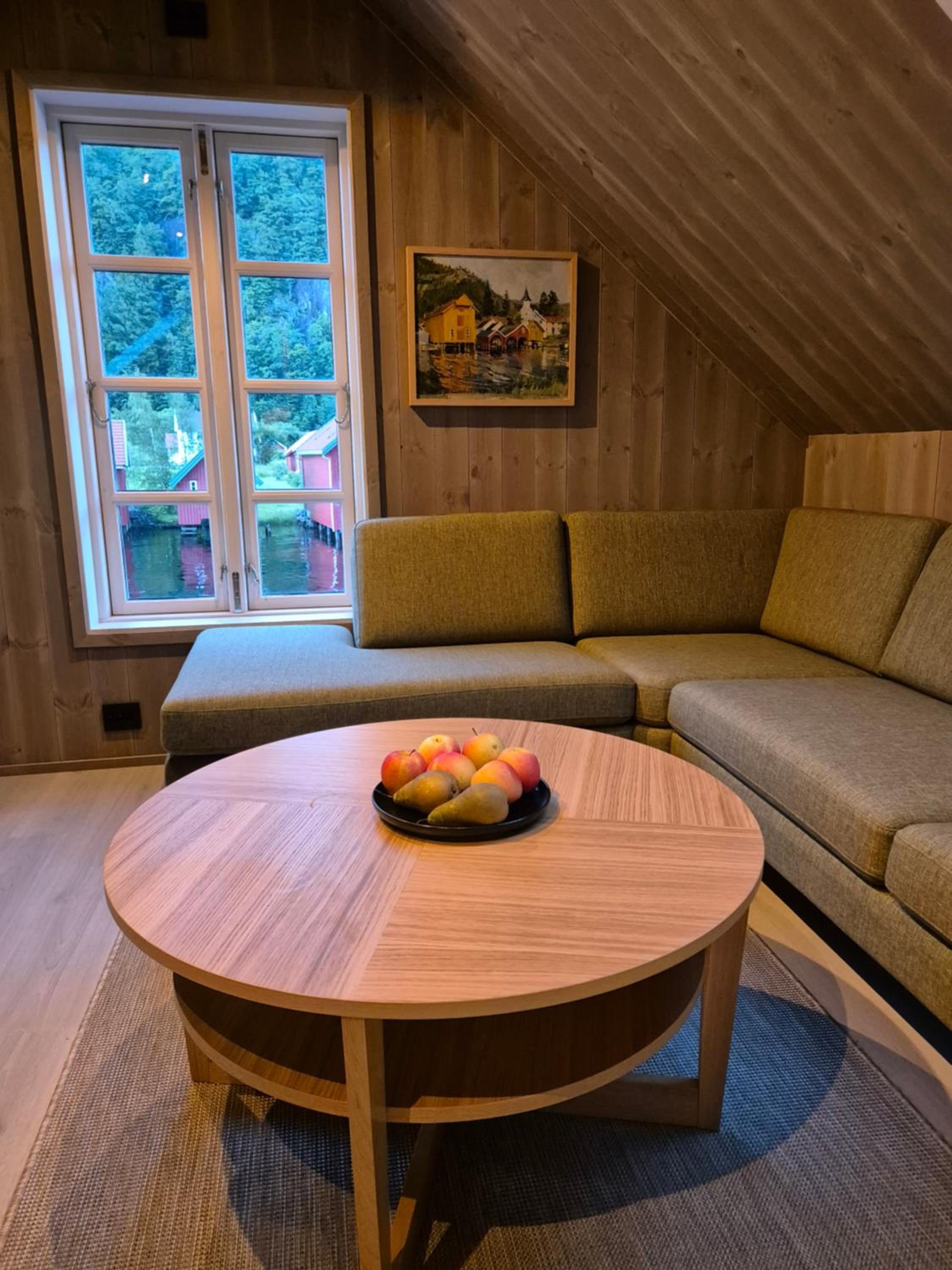 Three-Bedroom House photo 1
