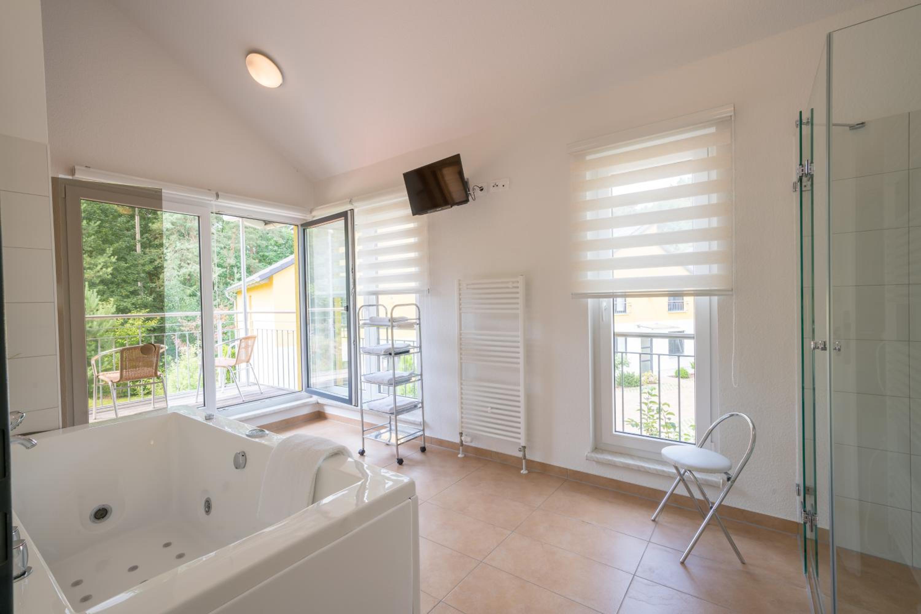Three-Bedroom House photo 2