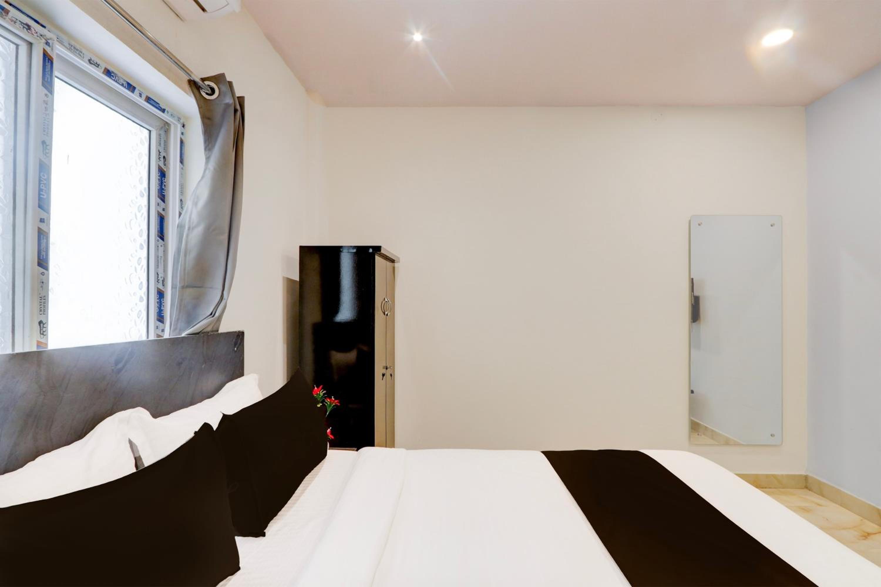 Deluxe Triple Room photo 3