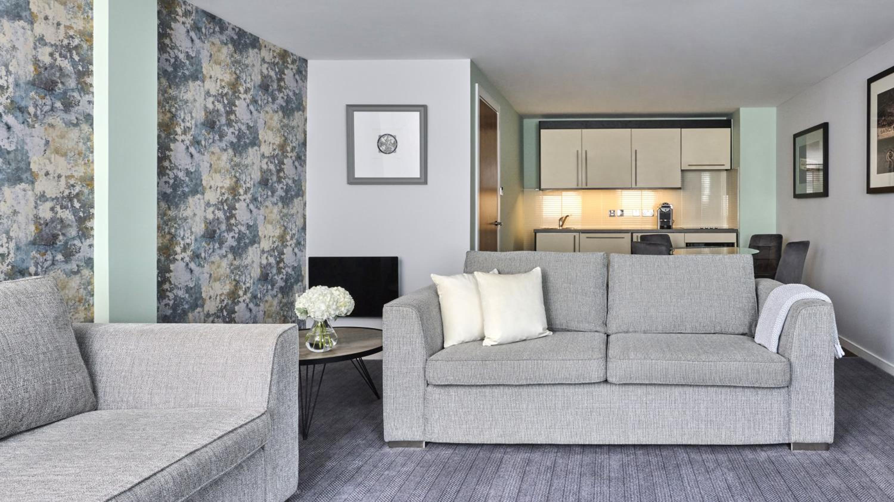One-Bedroom Executive - Photo 1