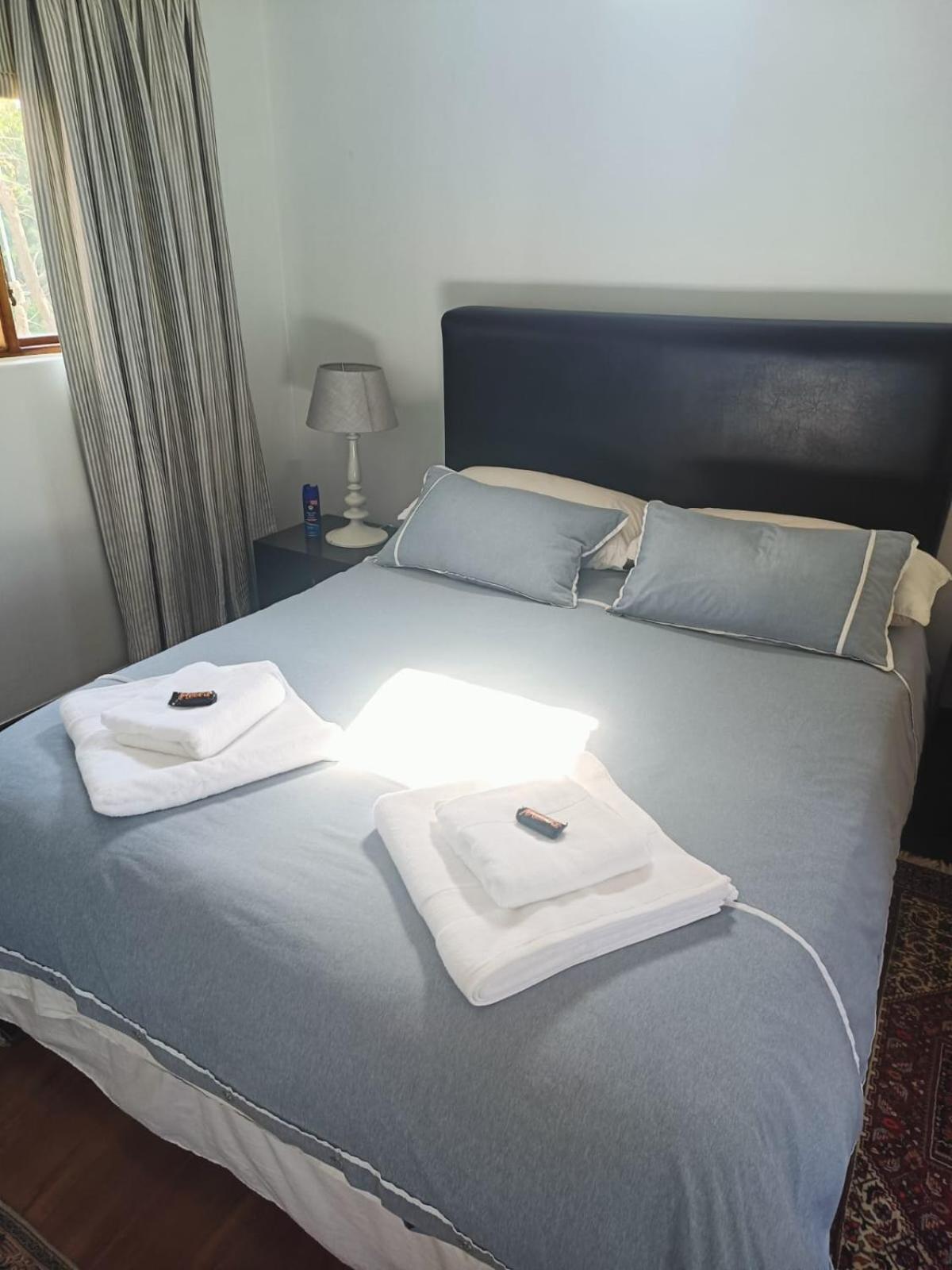 Deluxe King Room photo 1