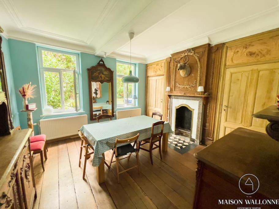 Three-Bedroom House photo 2