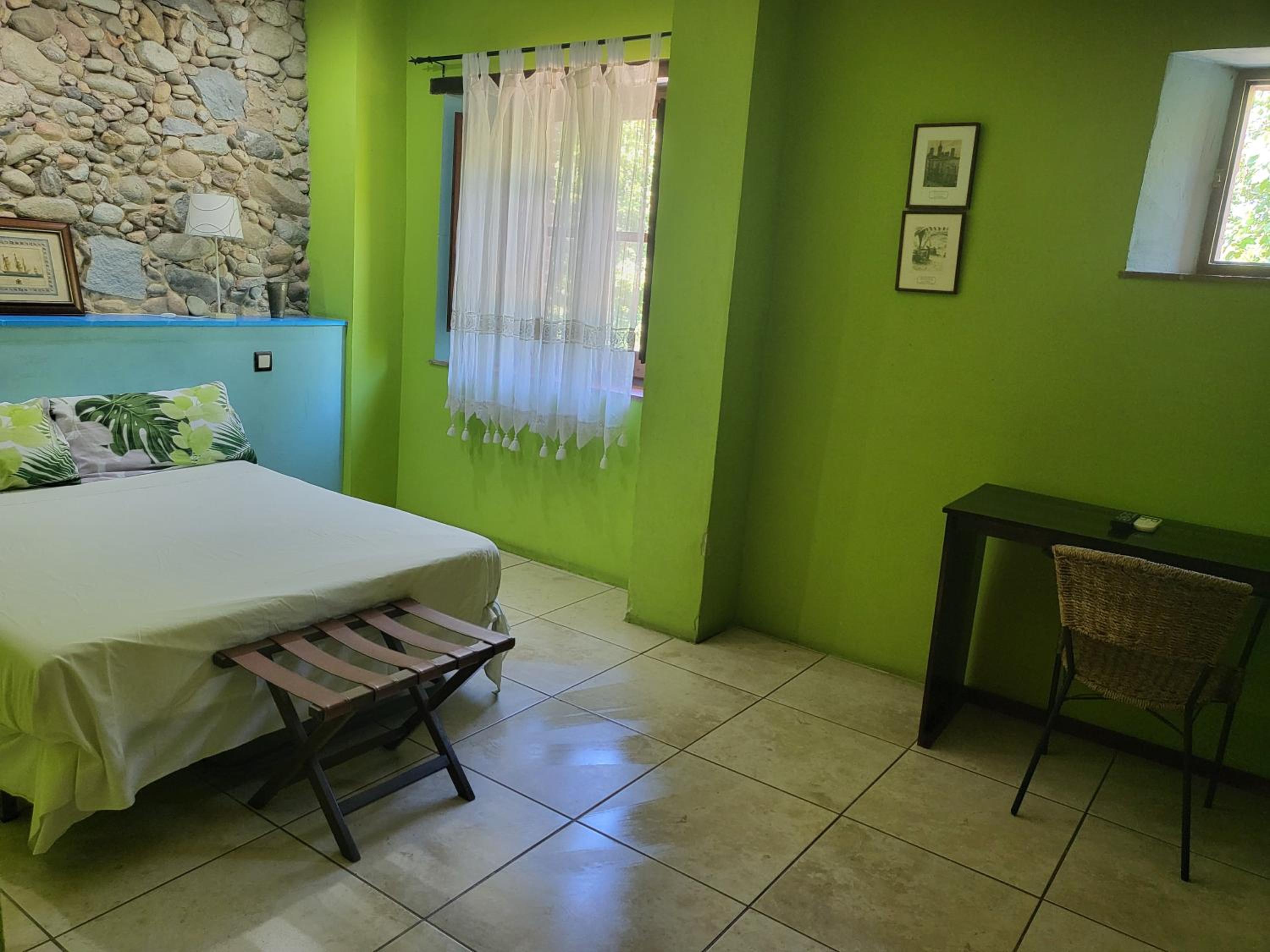 Habitación Doble con Bañera de Hidromasaje