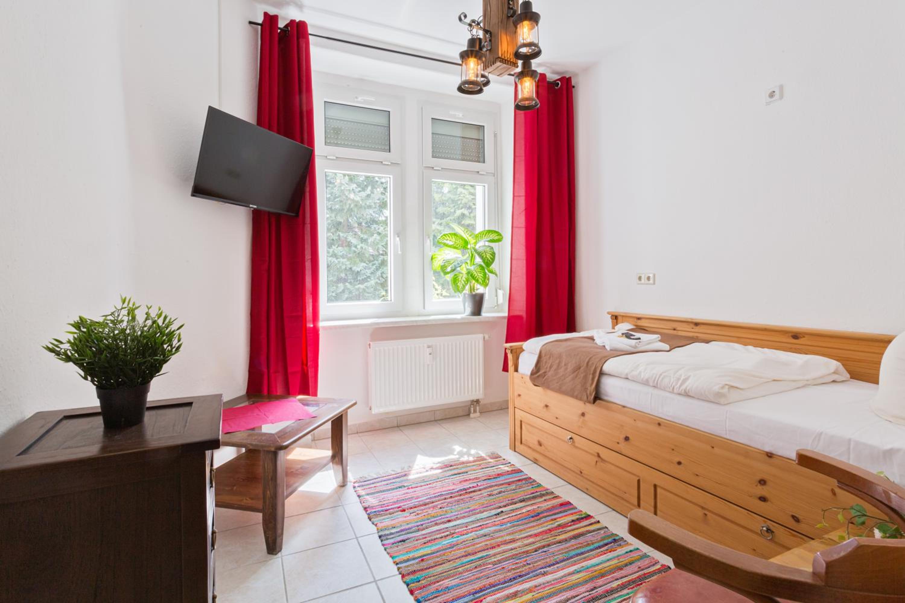 Single Room photo 1