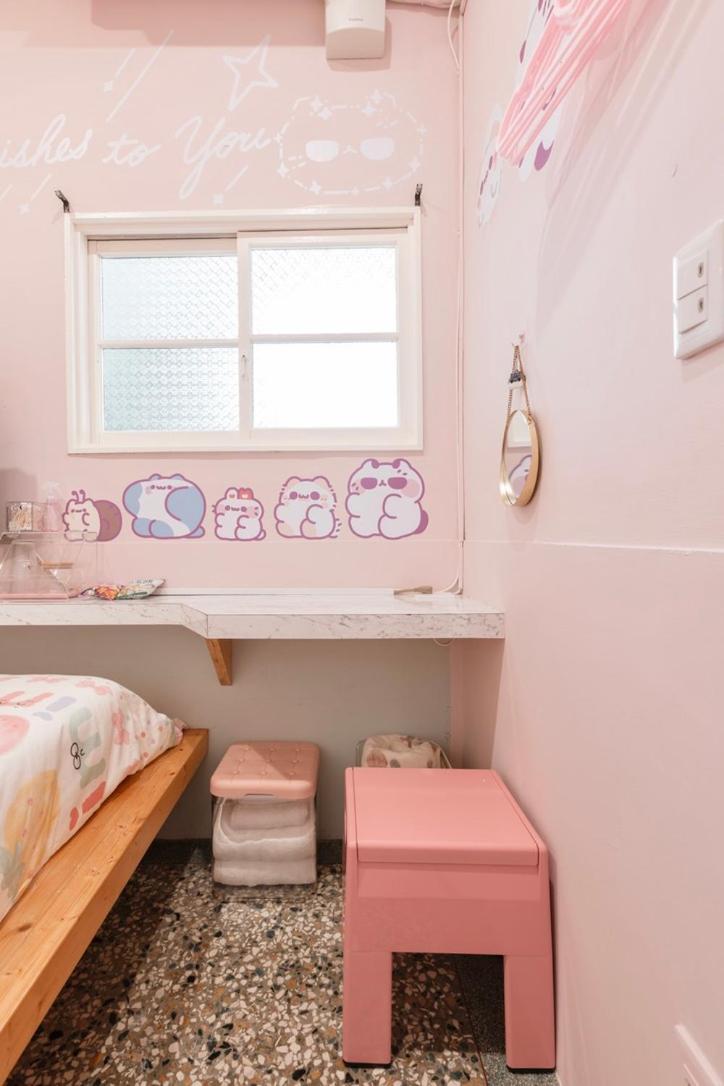 Double Room with Shared Bathroom photo 3