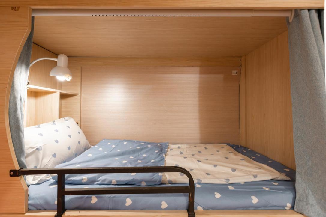 Bed in 4-Bed Mixed Dormitory Room photo 1