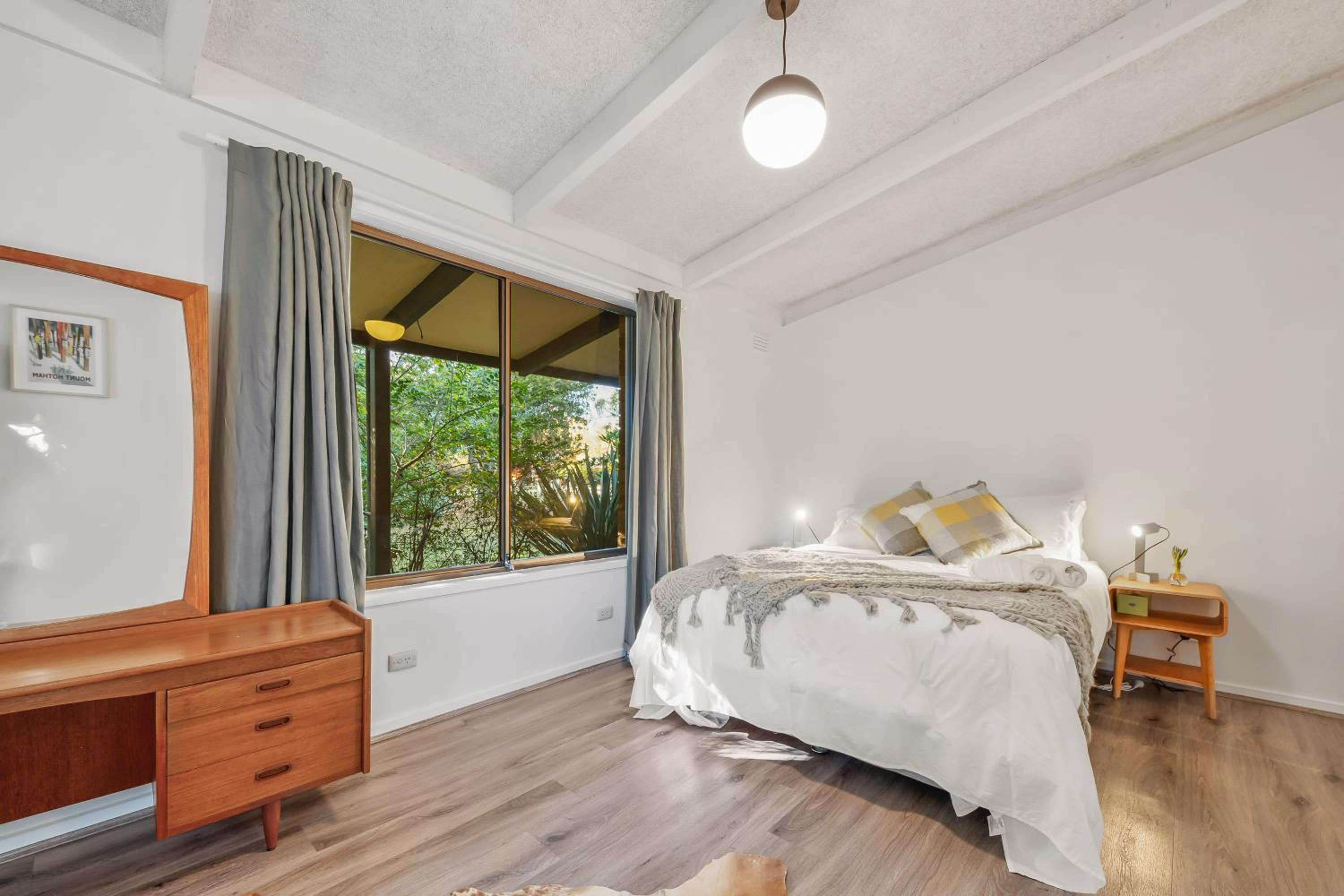 Three-Bedroom House photo 1