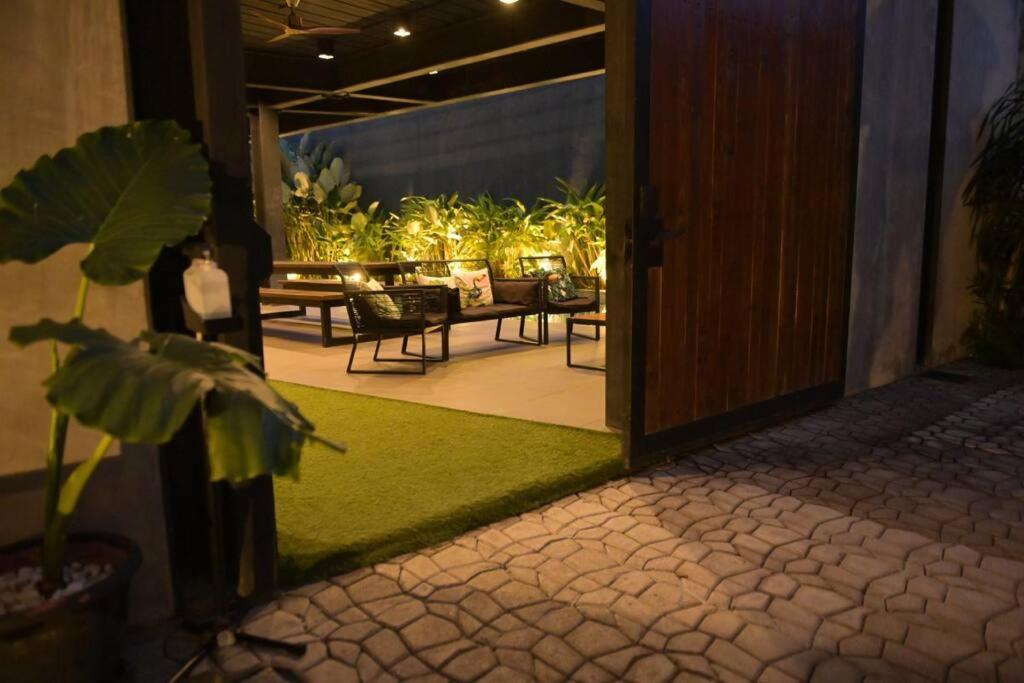Villa photo 3