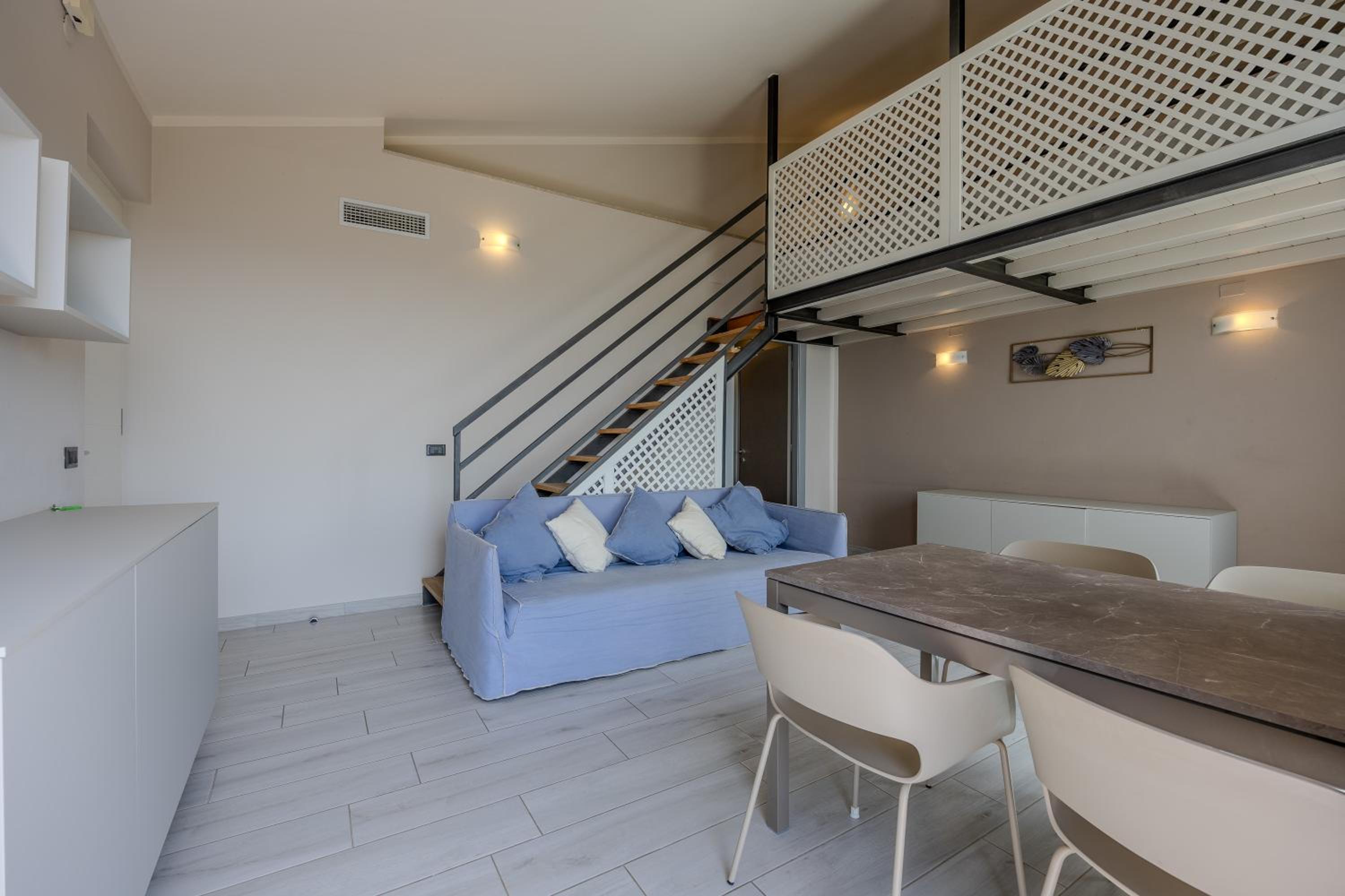 Villa photo 1