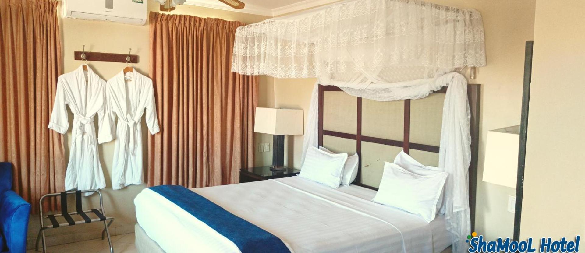Suite - Photo 2