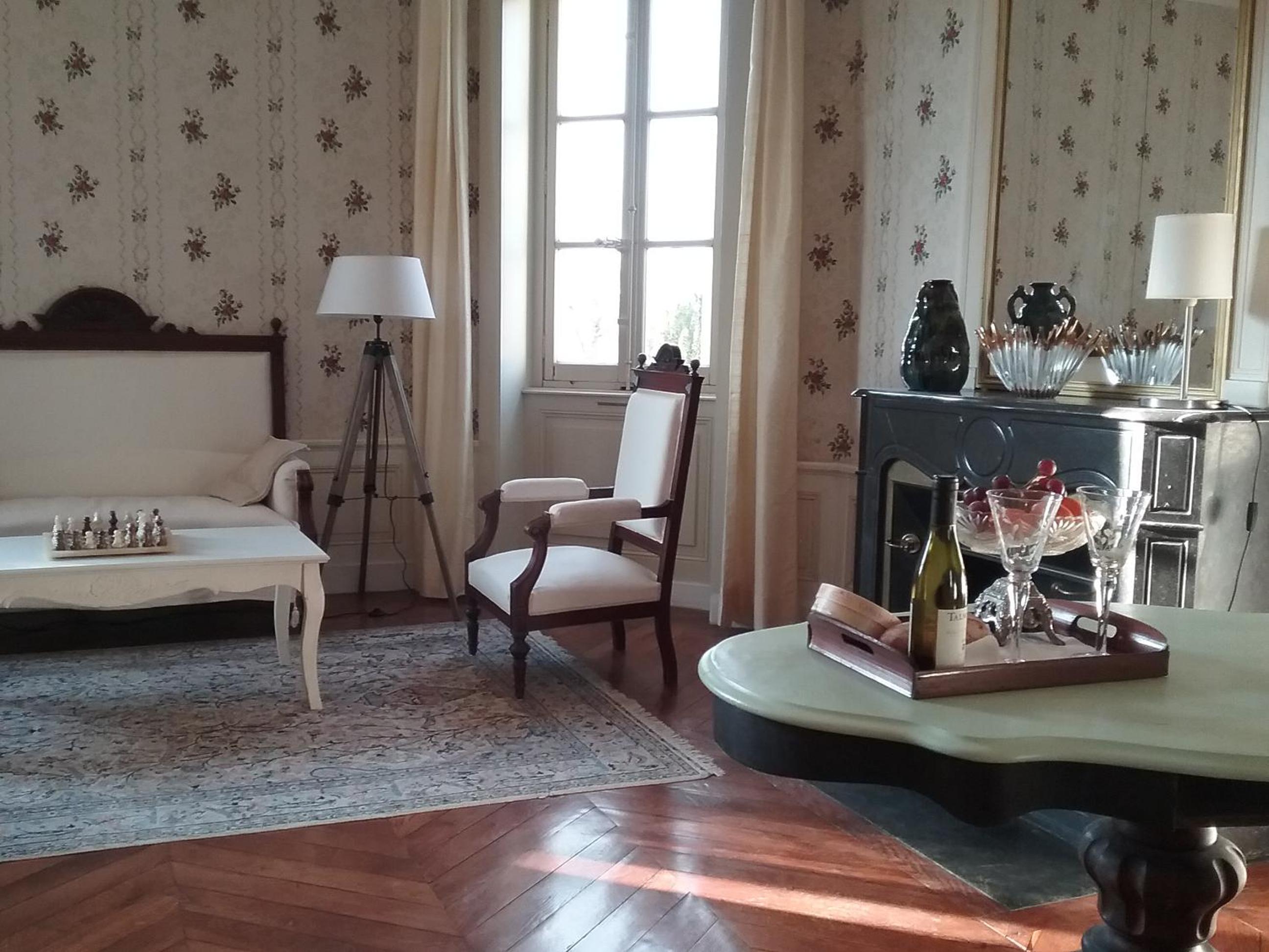Family Room with Garden View - Rose - Photo 6