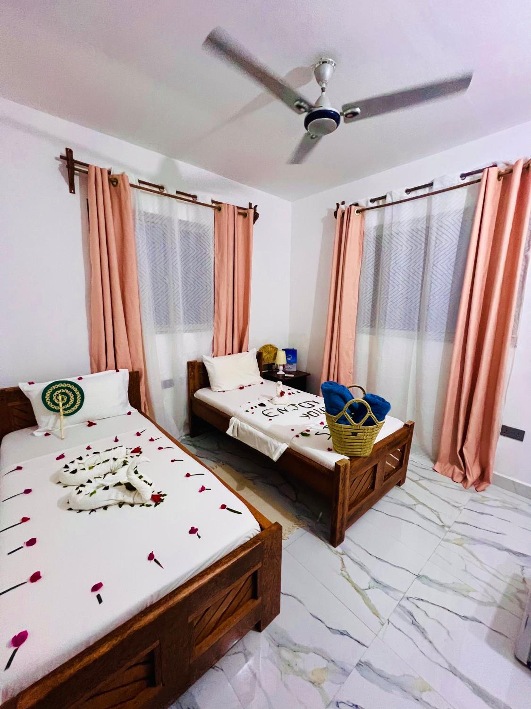 Budget Twin Room photo 1