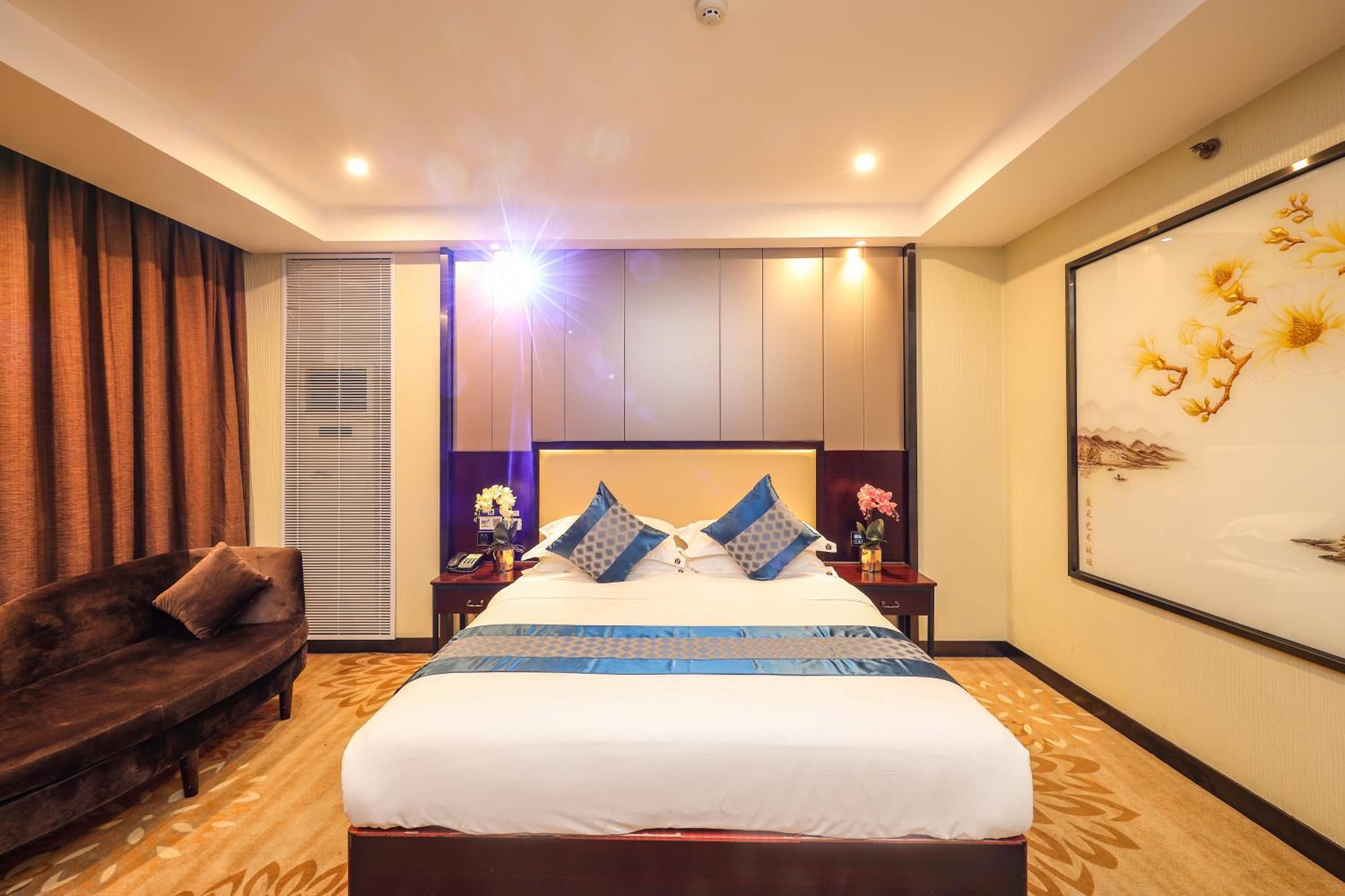 豪华大床房