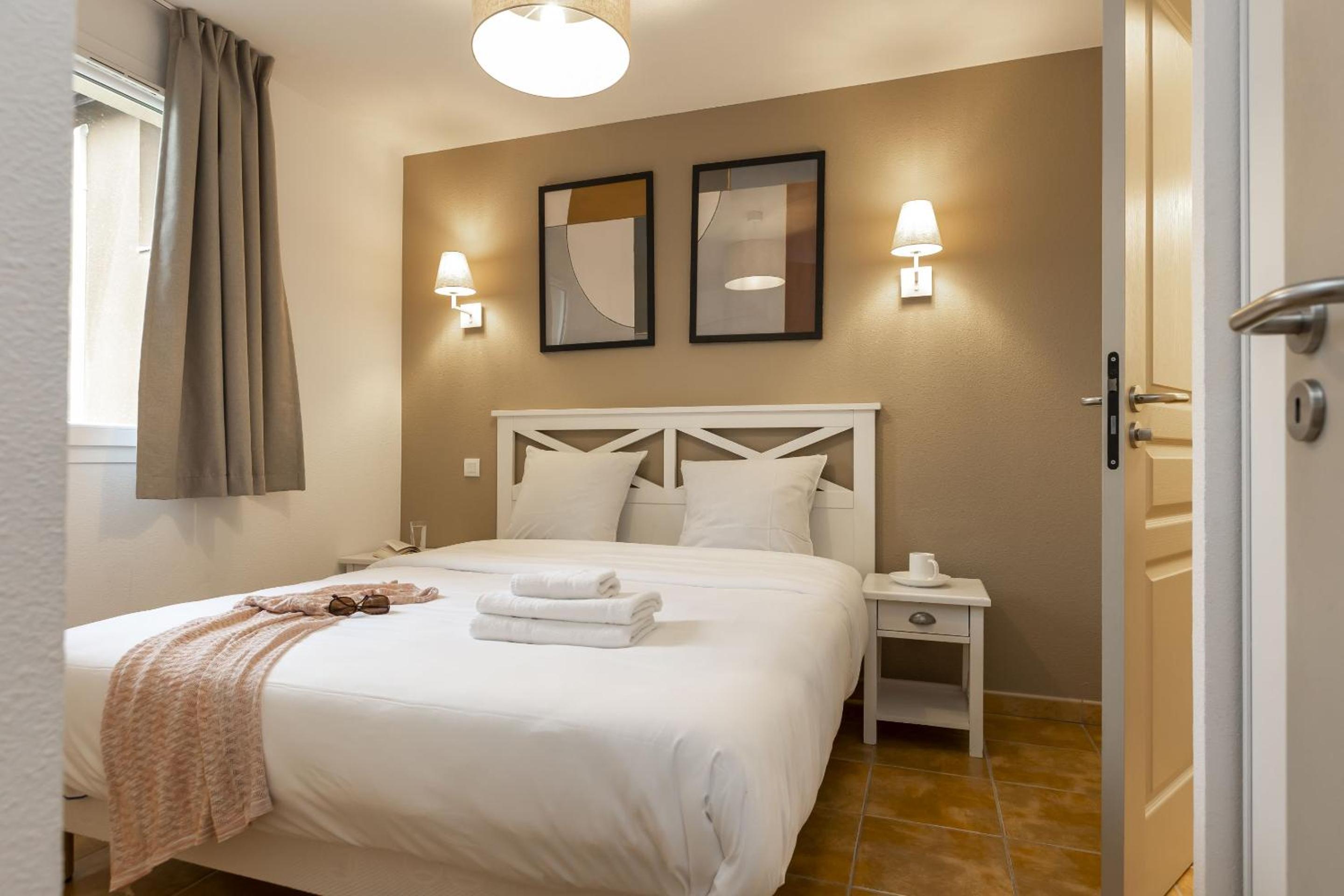 Three-Bedroom Apartment (8 Adults) photo 3