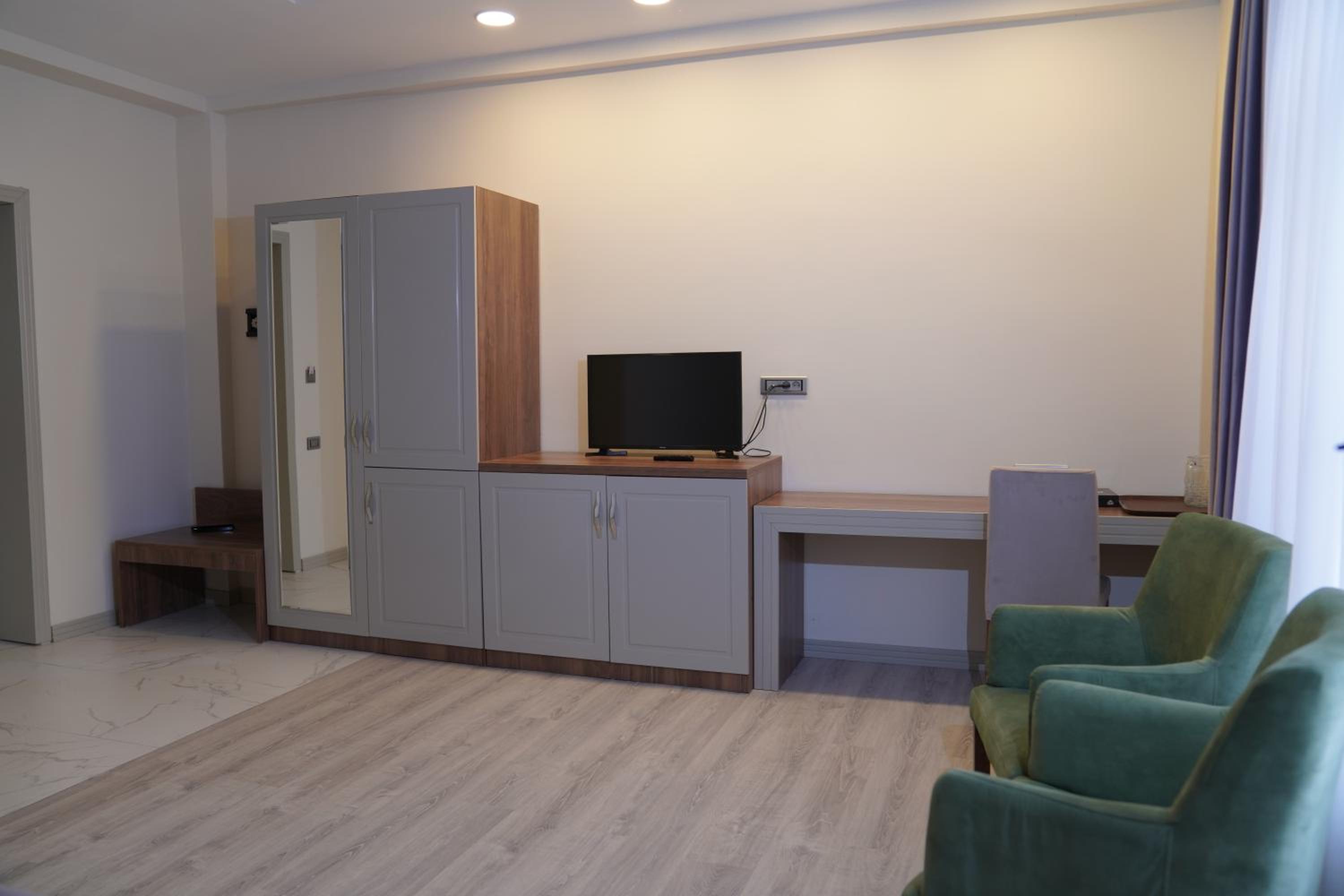 Standard Double Room photo 3