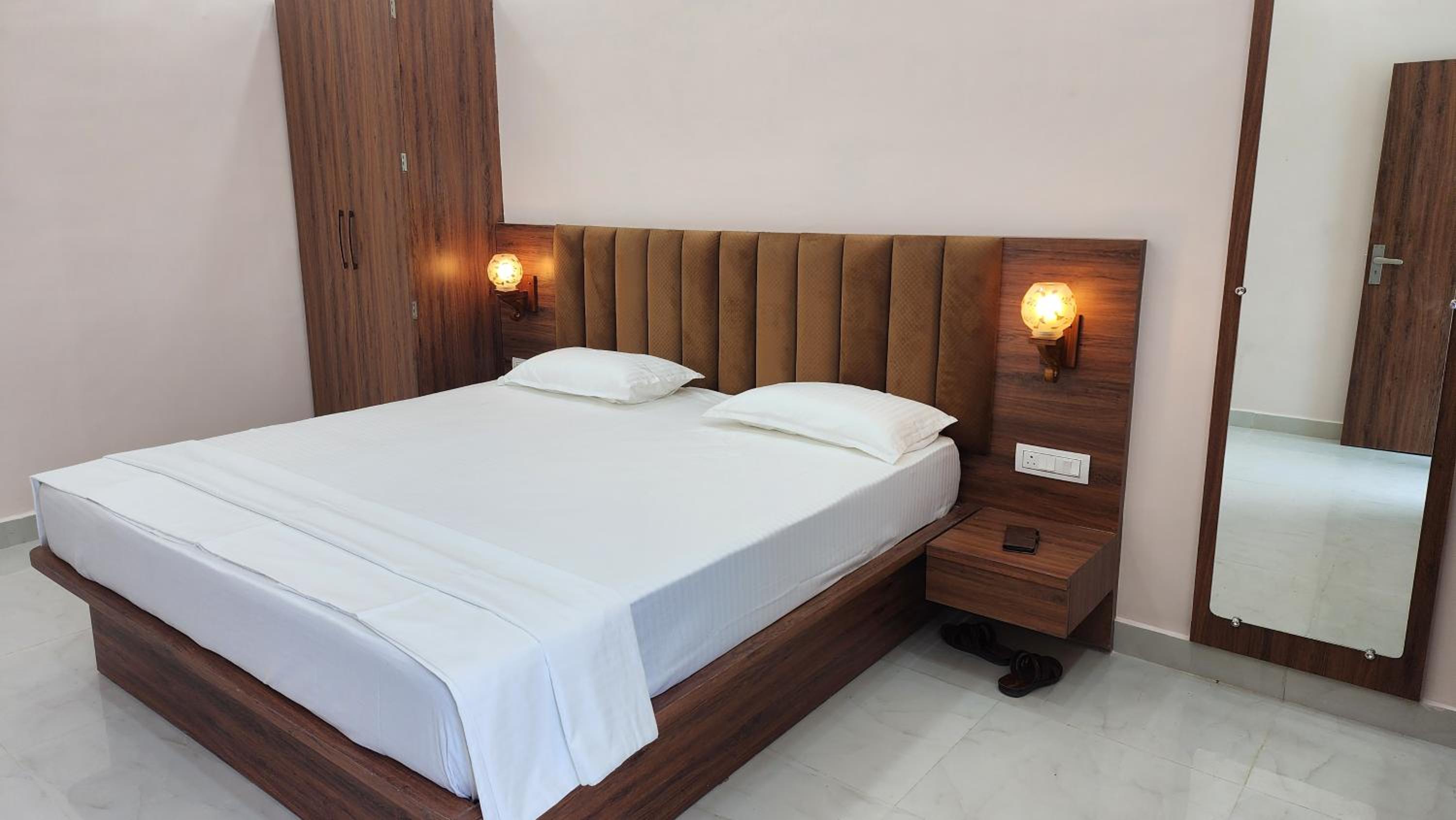 Double Room With Private Bathroom