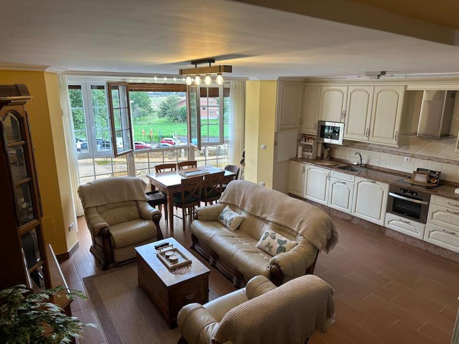 Casa de cuatro habitaciones