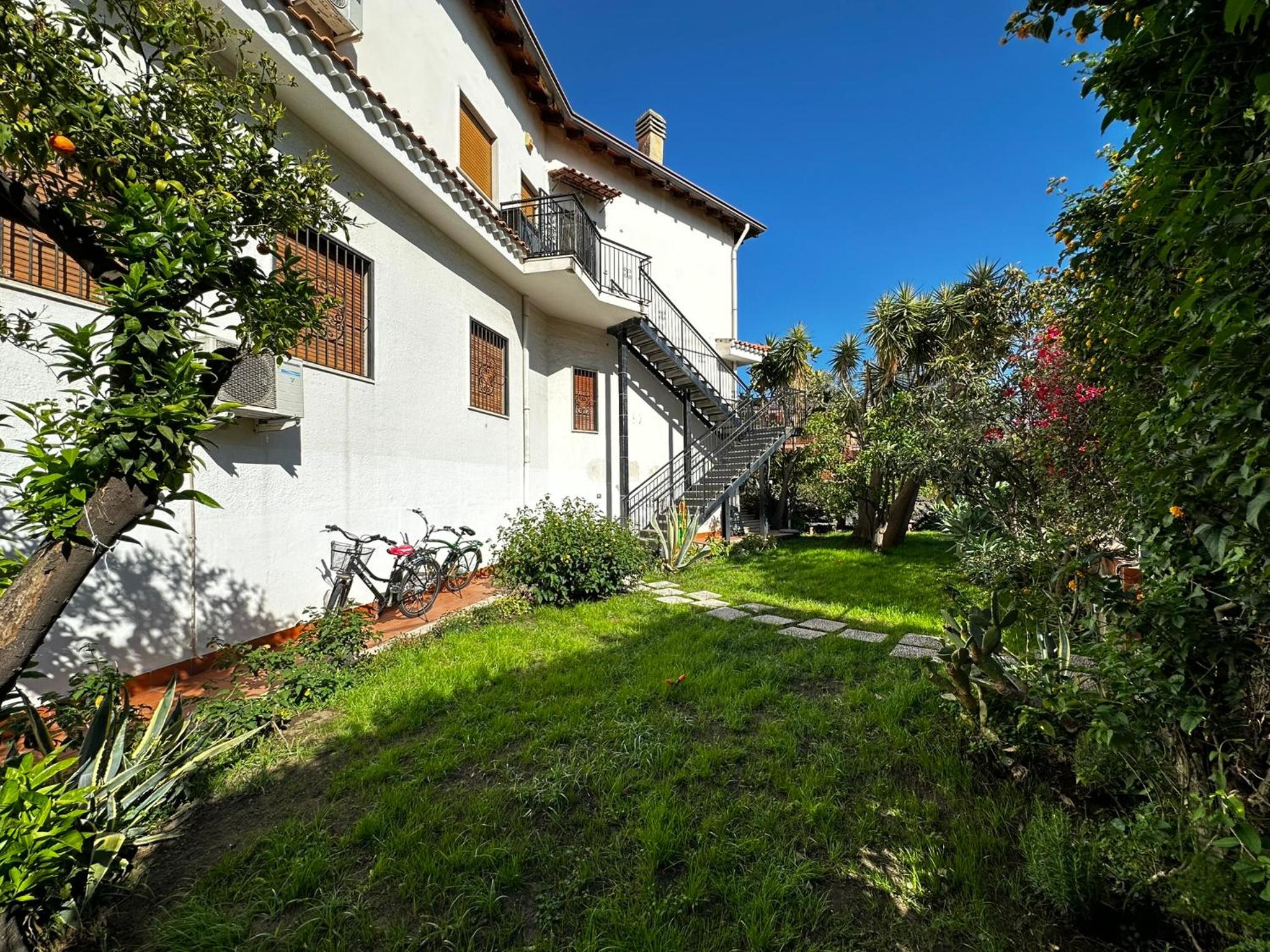 Villa With Sea View photo 2