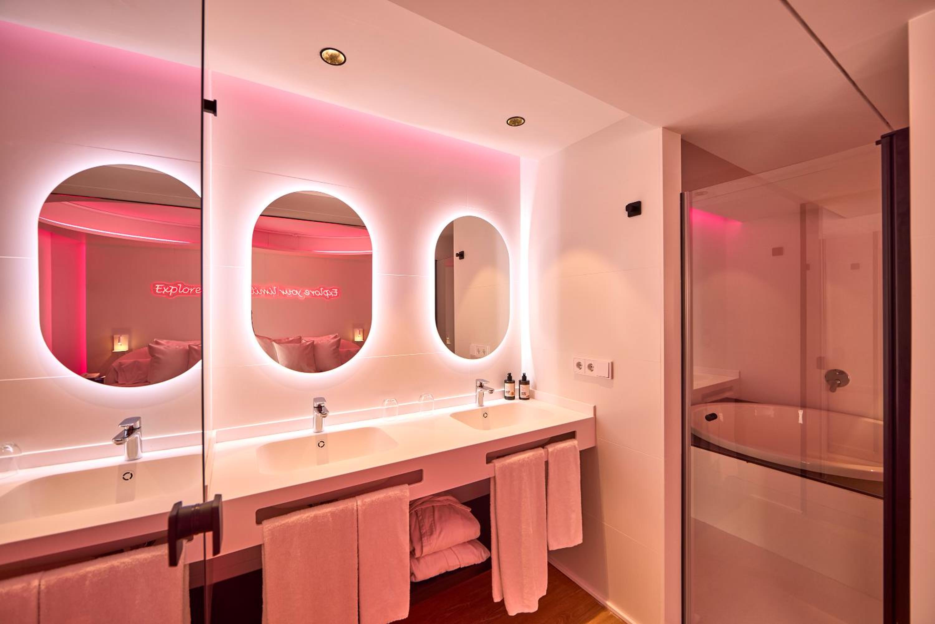 Naughty Suite thumbnail 5