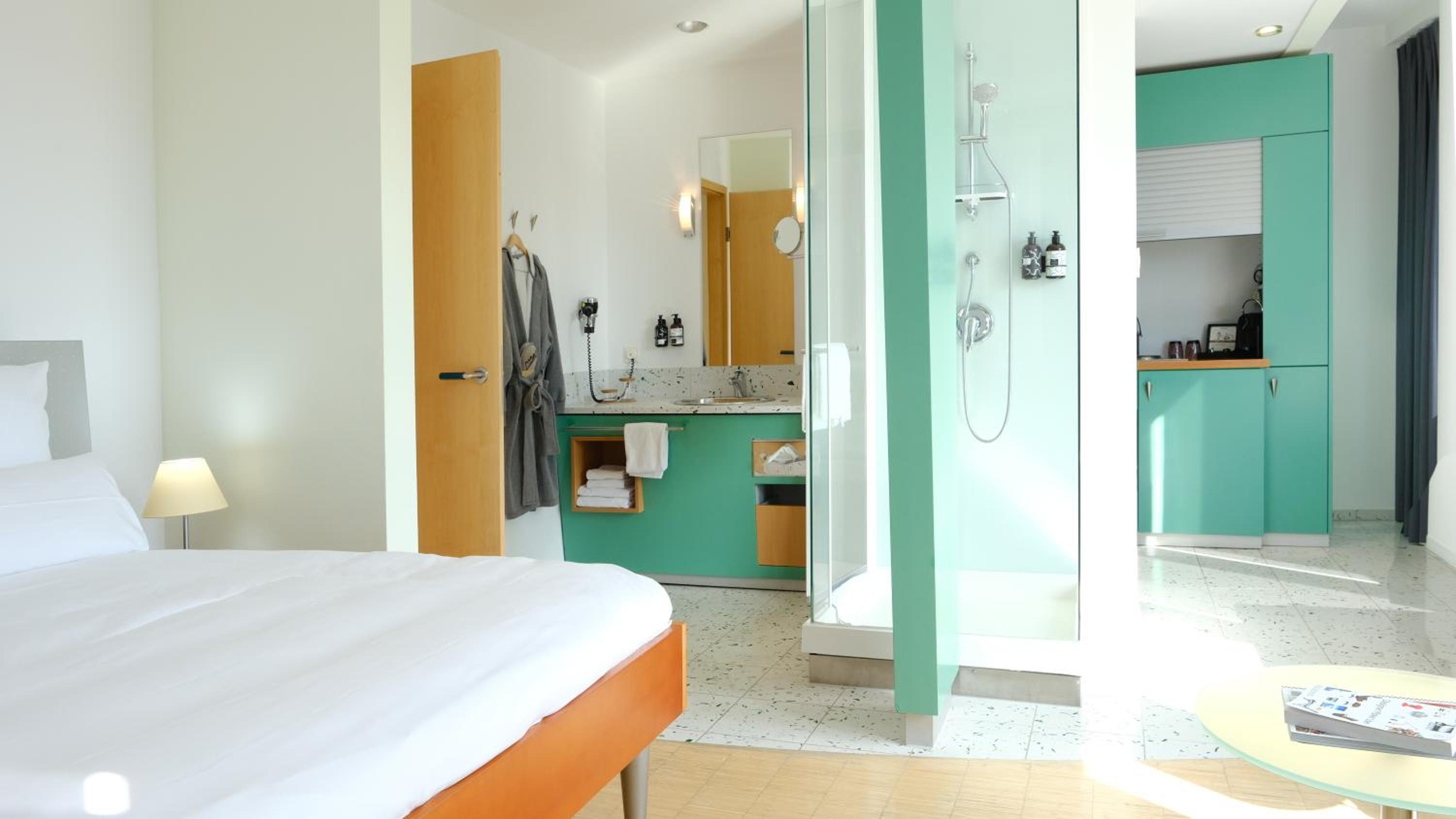 Premium Queen Room with Kitchenette