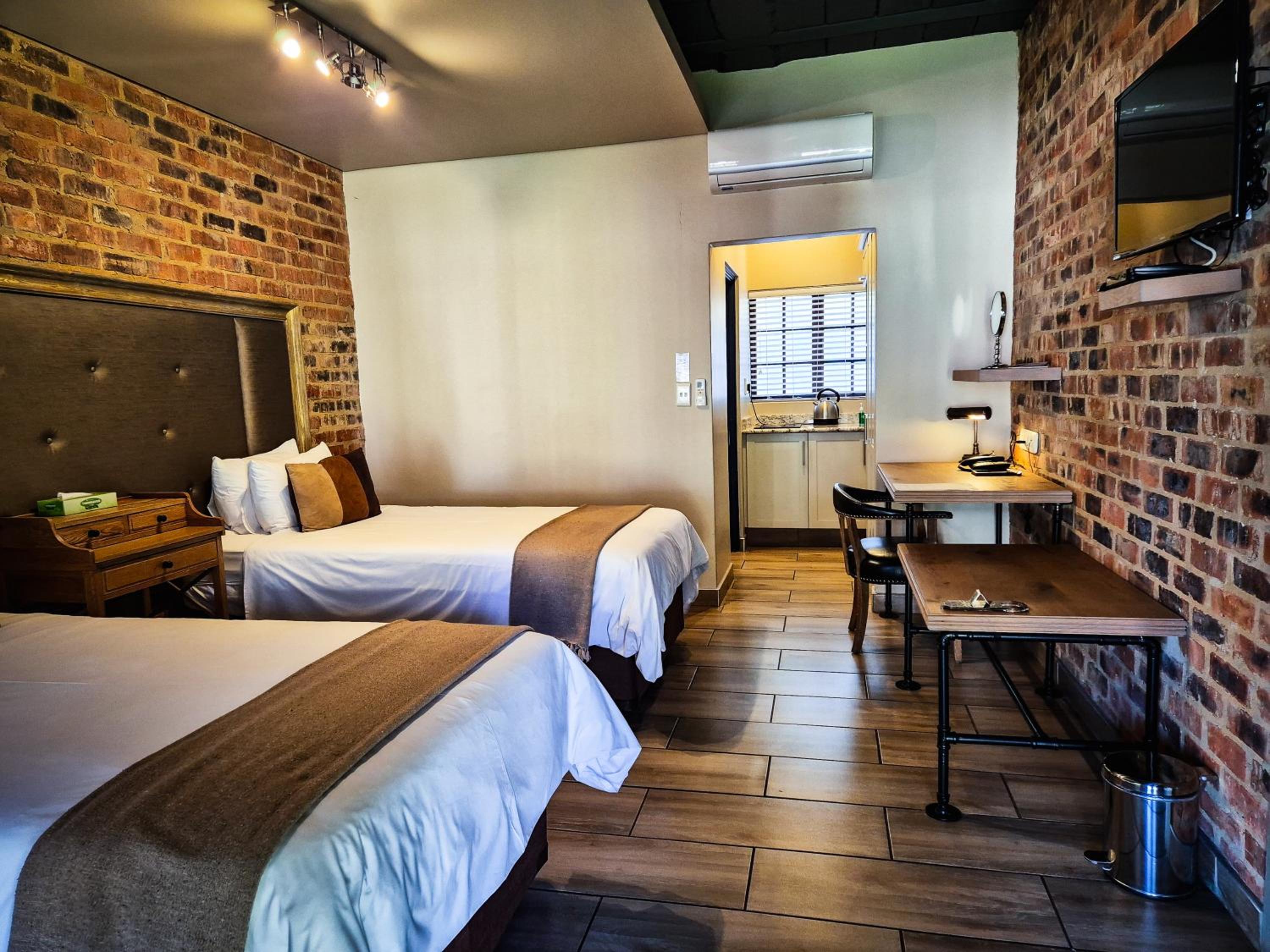 Long Stay Room - Disability Access - Photo 3