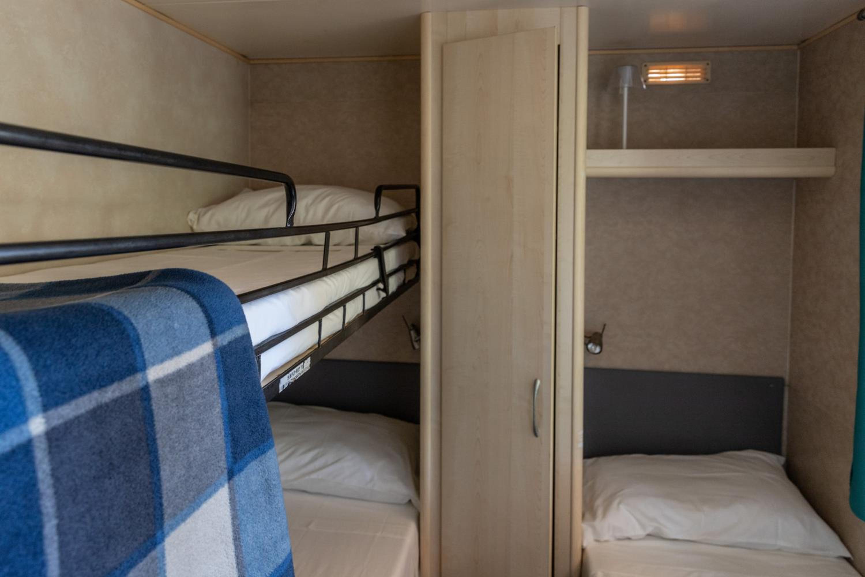 Mobile Home photo 3