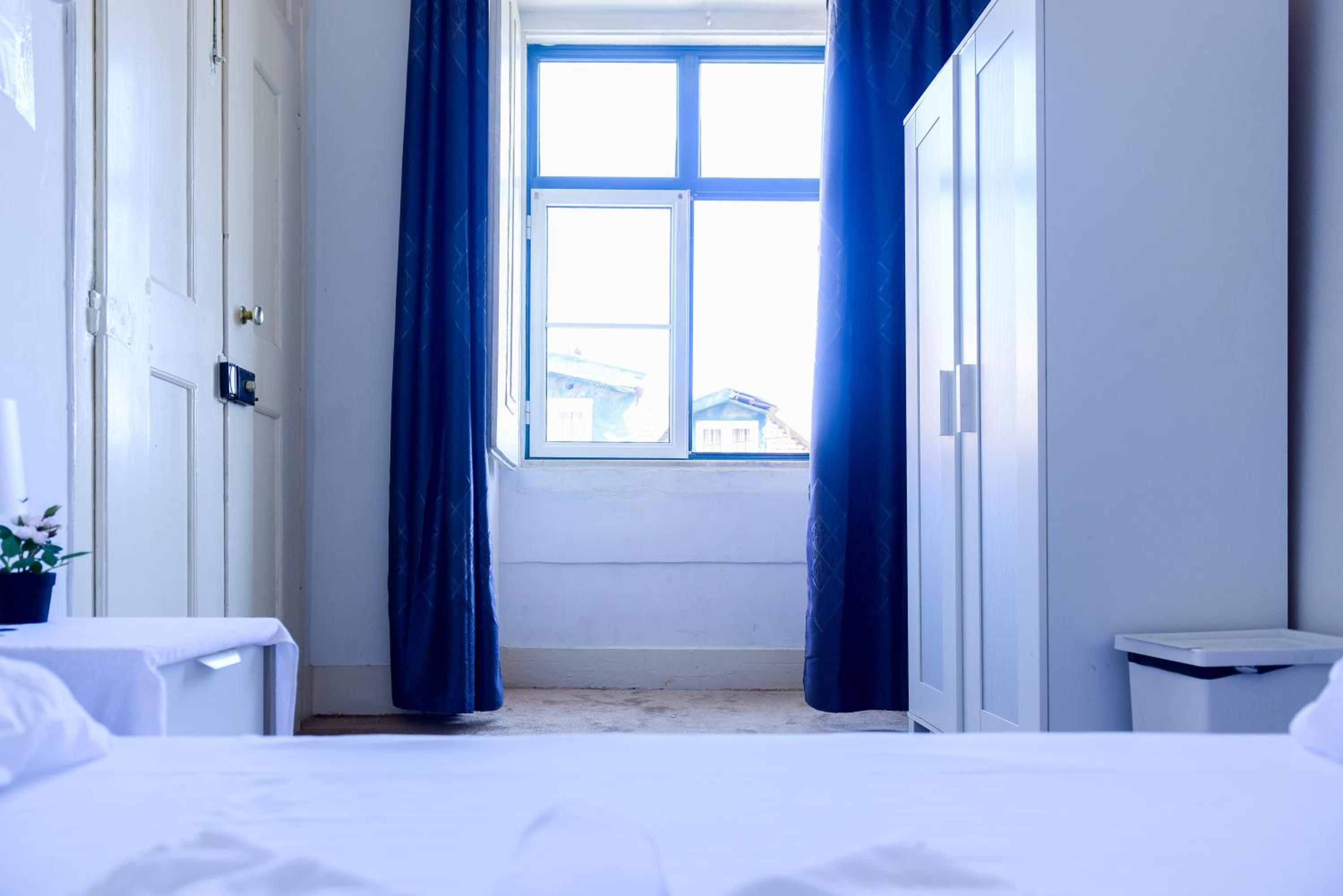 Double Room - Photo 13