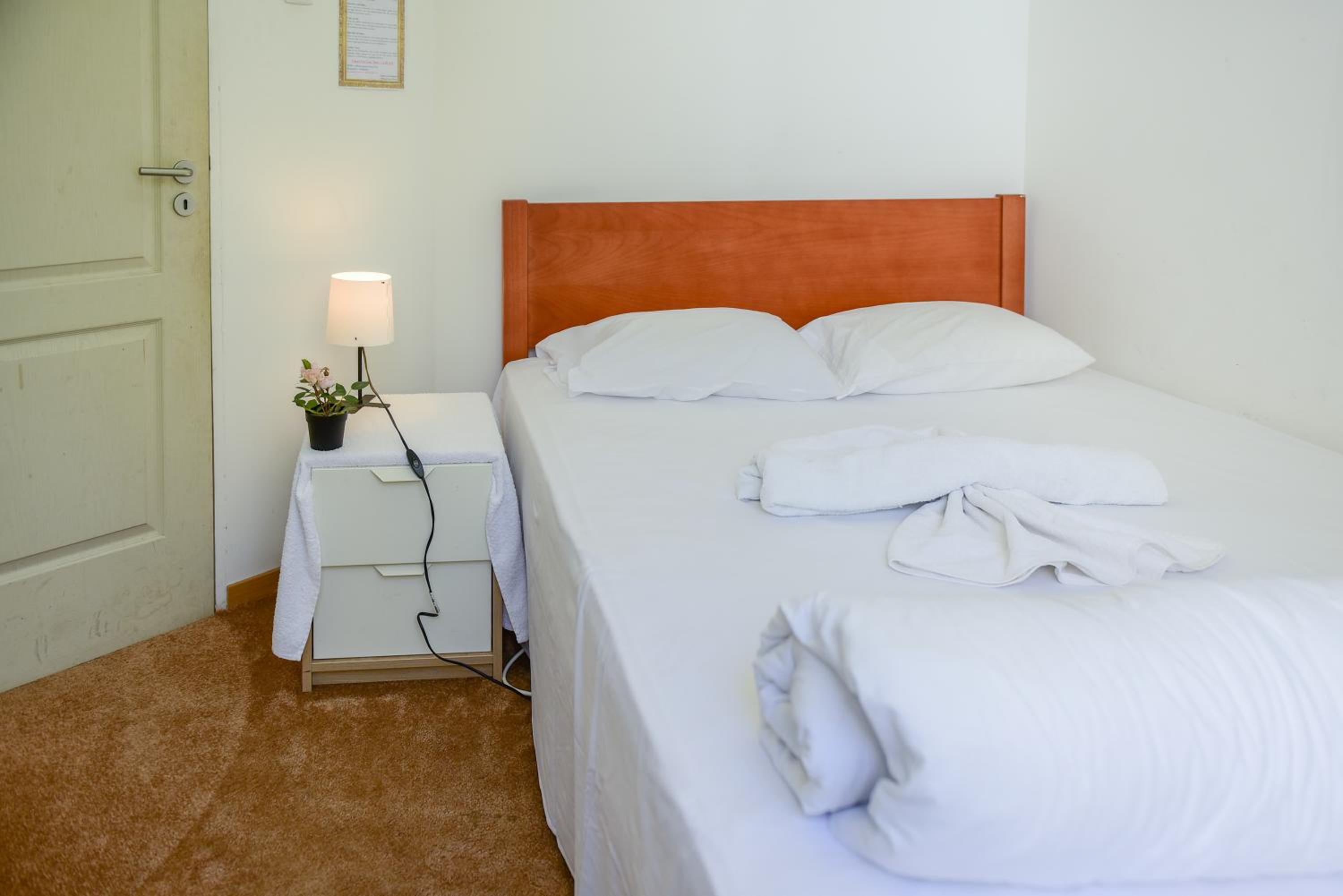 Double Room - Photo 11