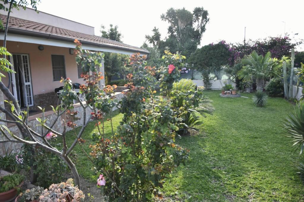 Three-Bedroom Villa photo 2