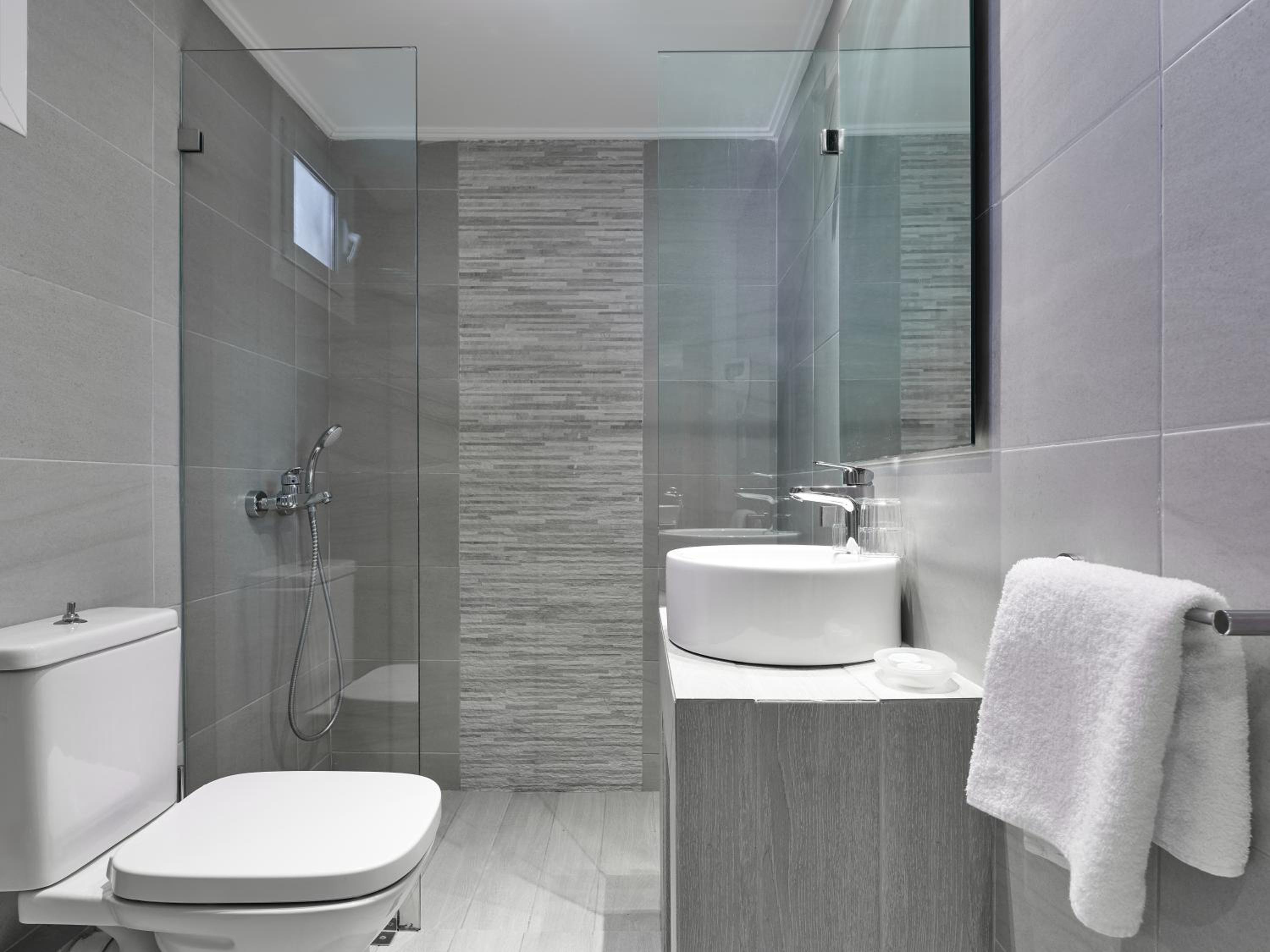 Standard Double or Twin Room photo 2
