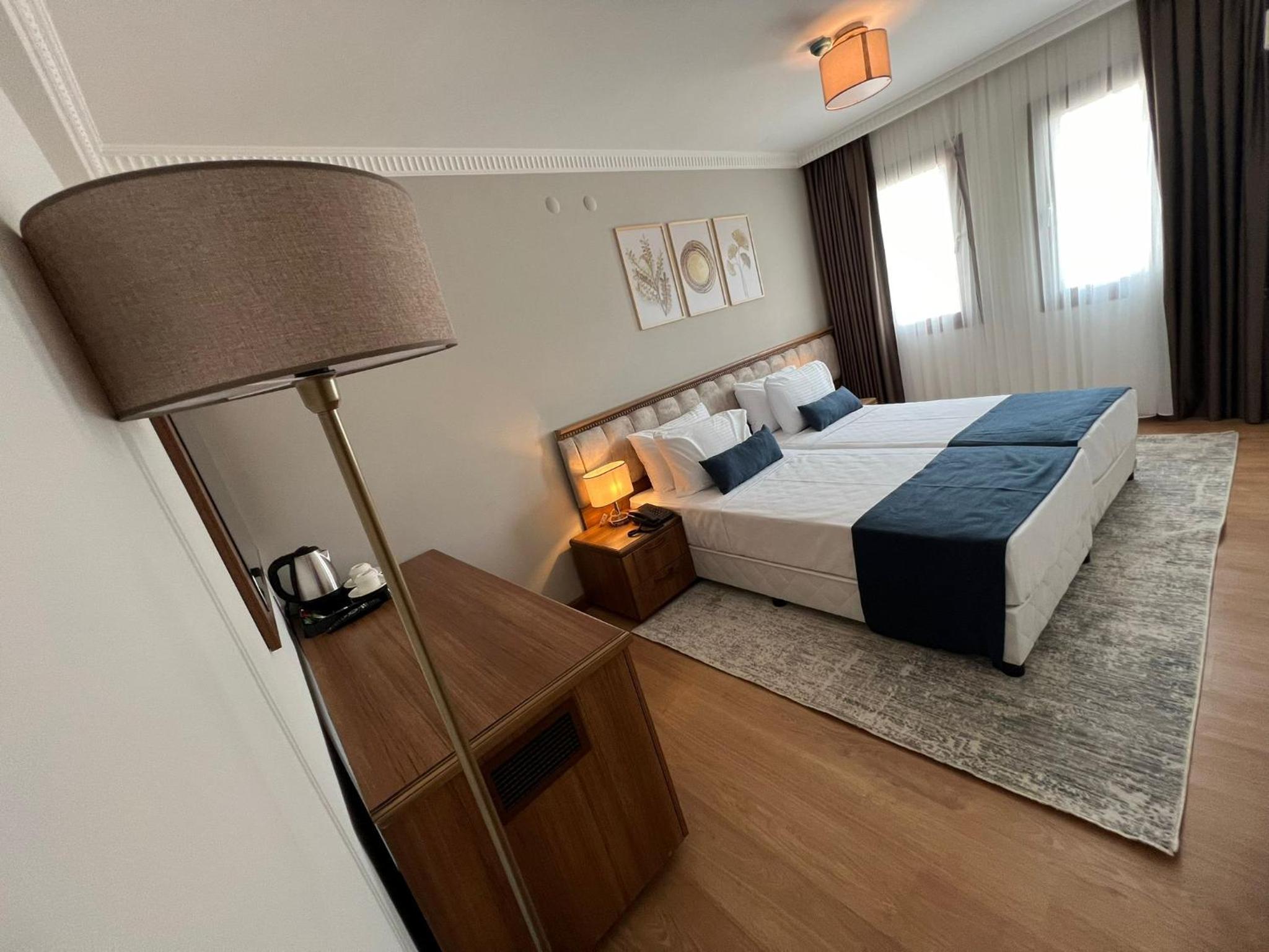 Double Room - Photo 5