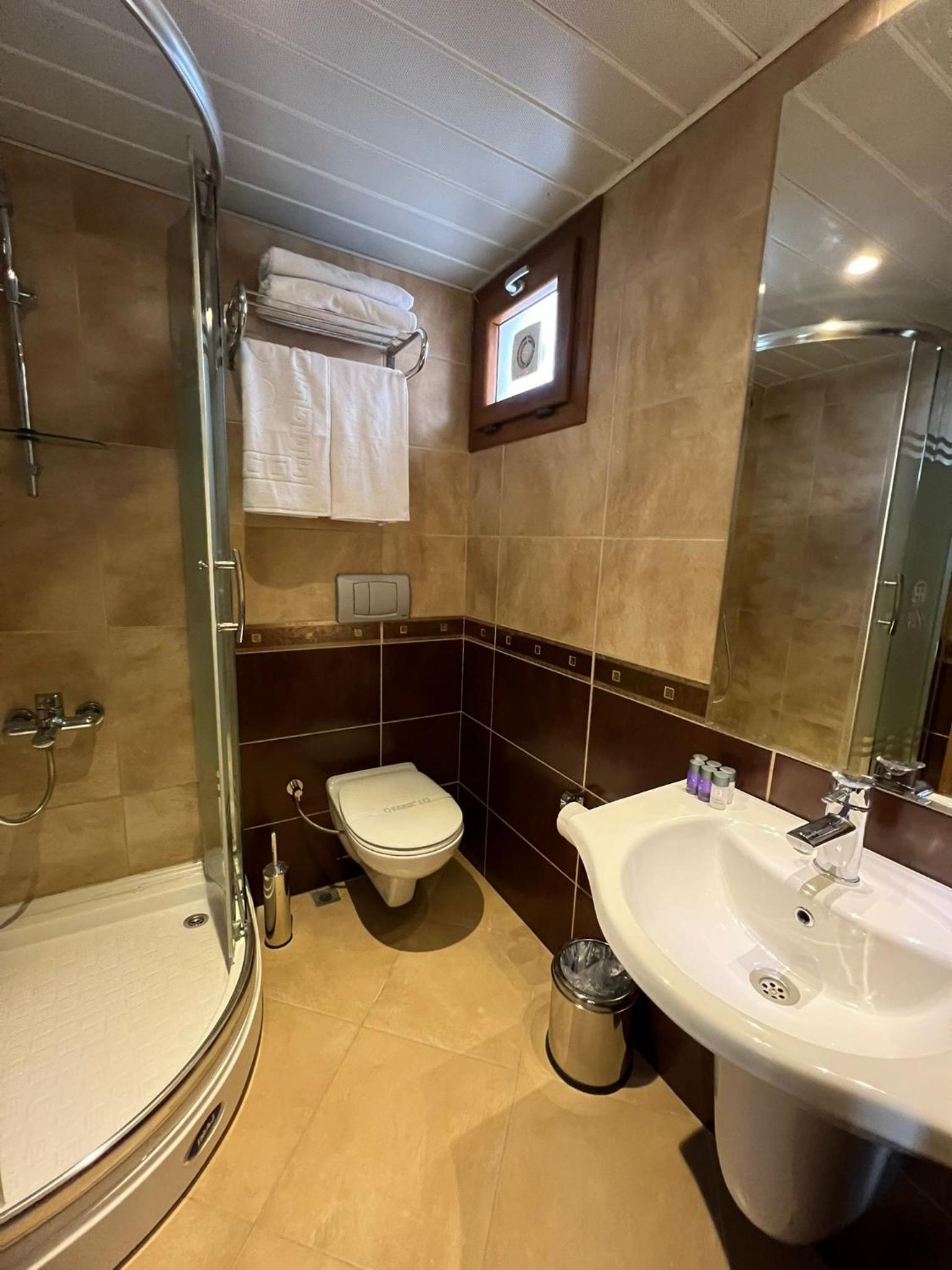 Family Suite - Photo 2