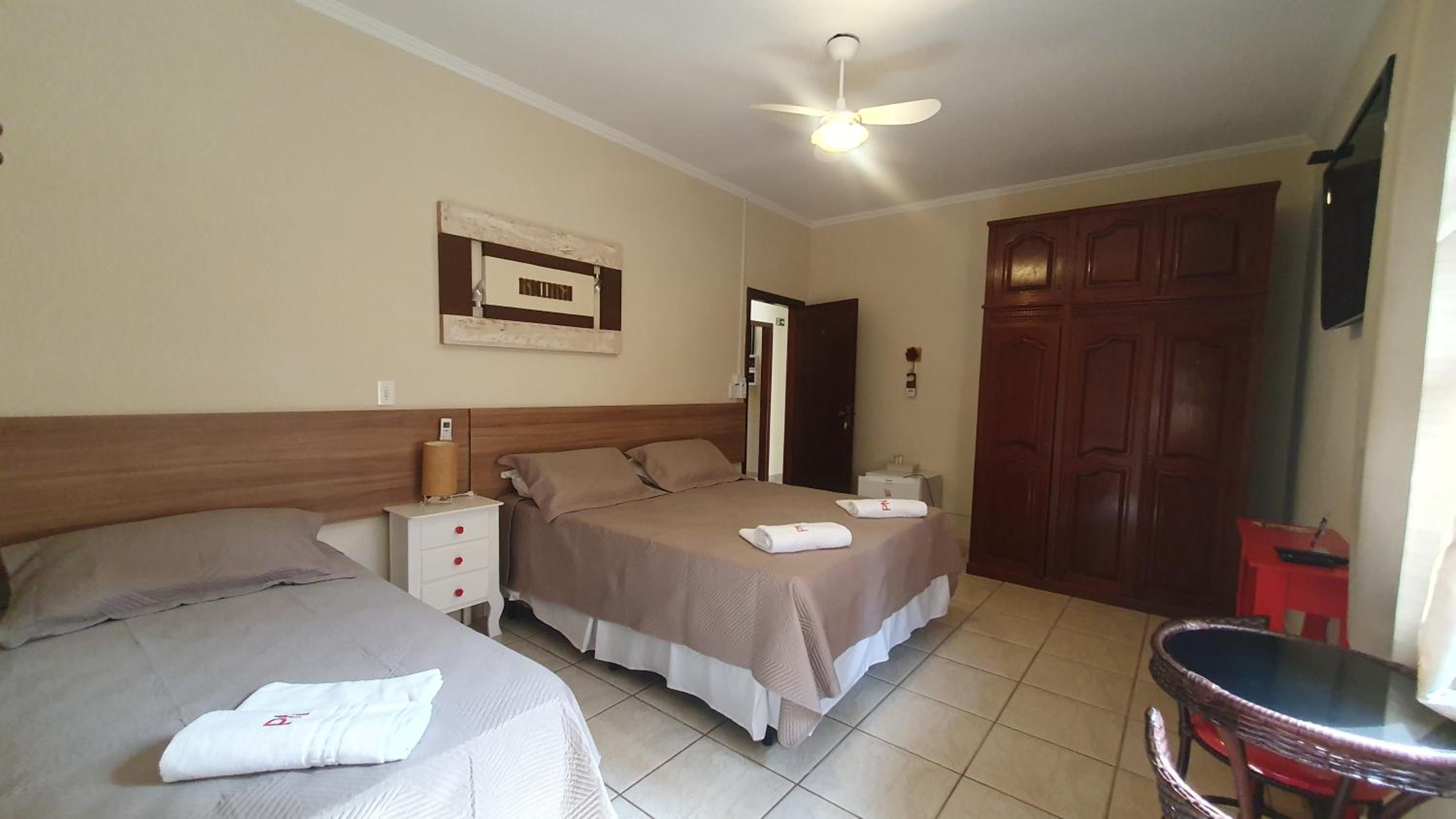 Standard Triple Room - Photo 1