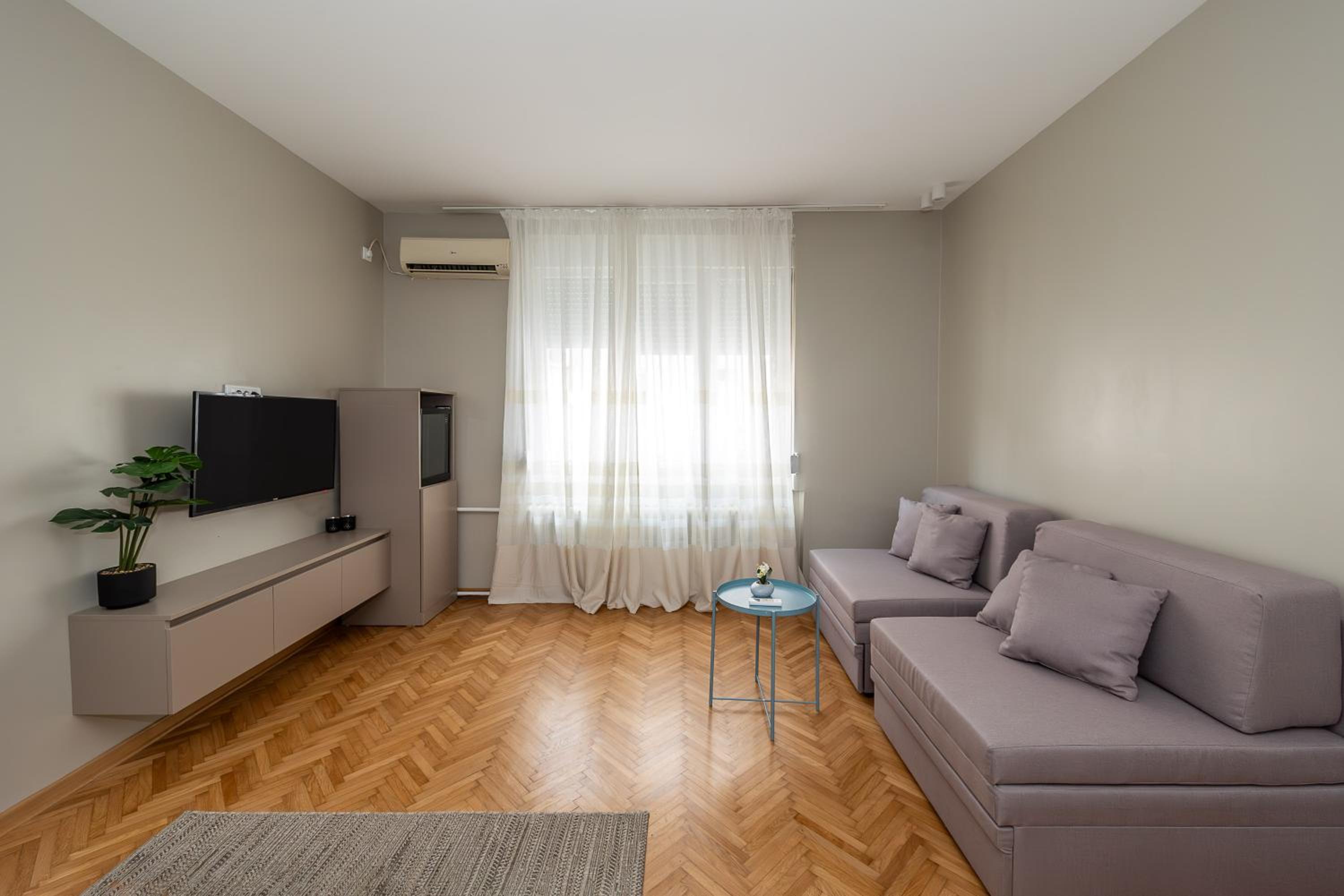 Standard Double Room - Photo 7