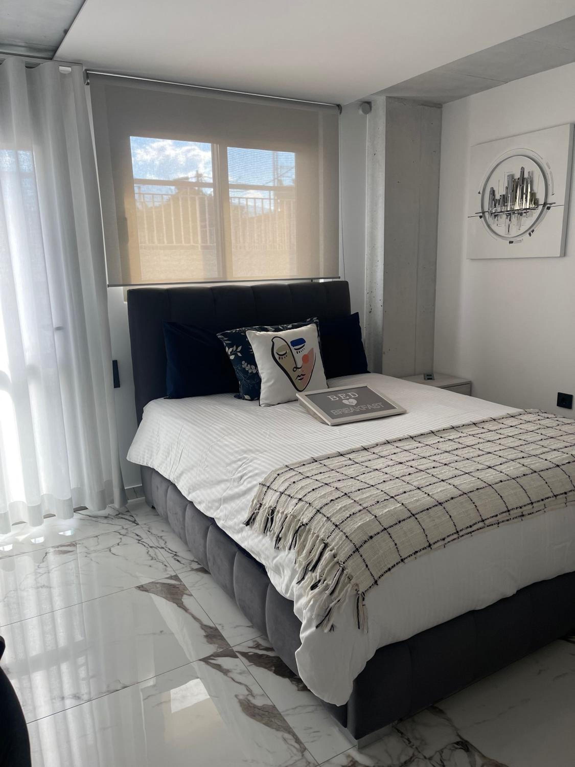 Apartment with Sea View photo 2