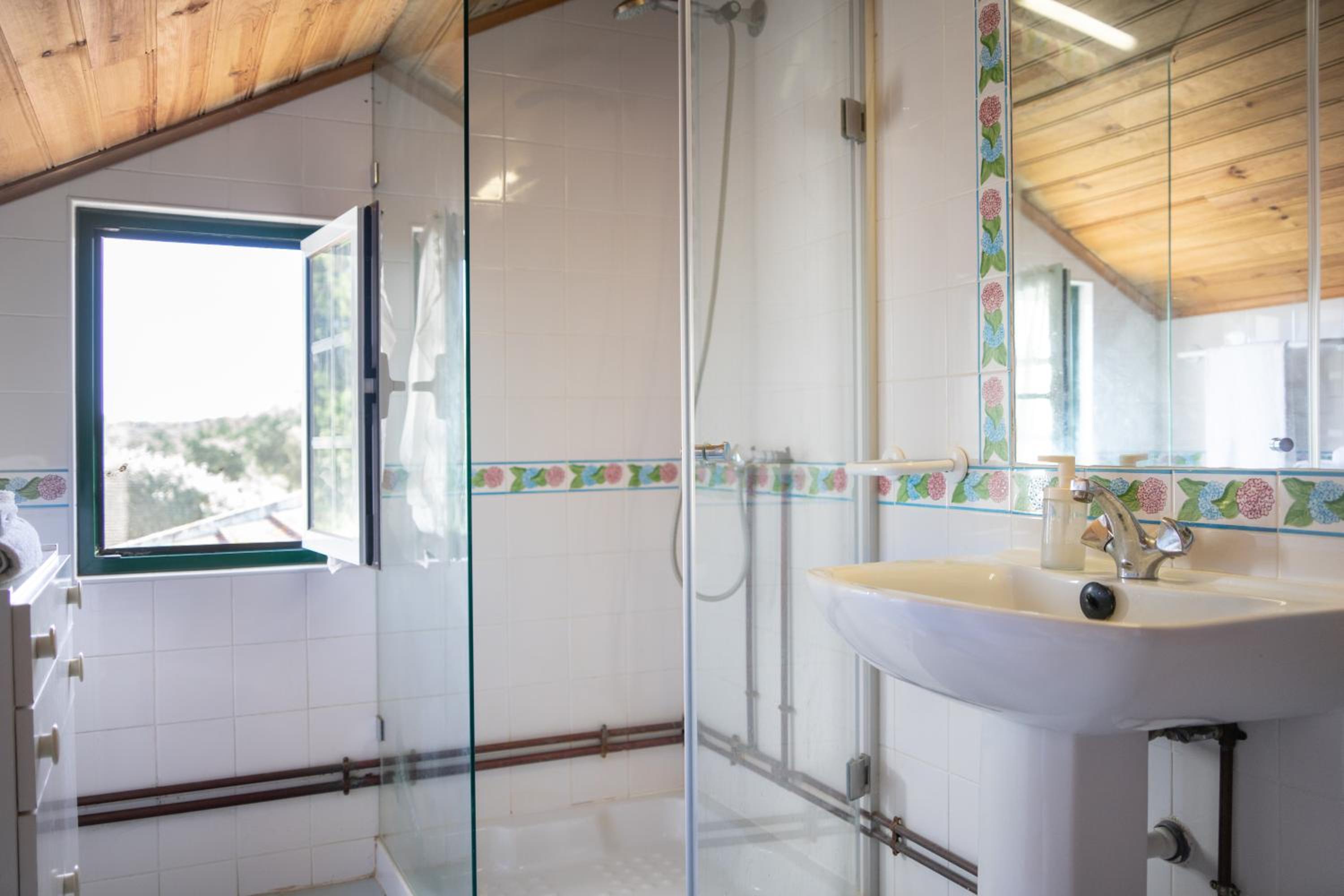Double Room with Private External Bathroom photo 3