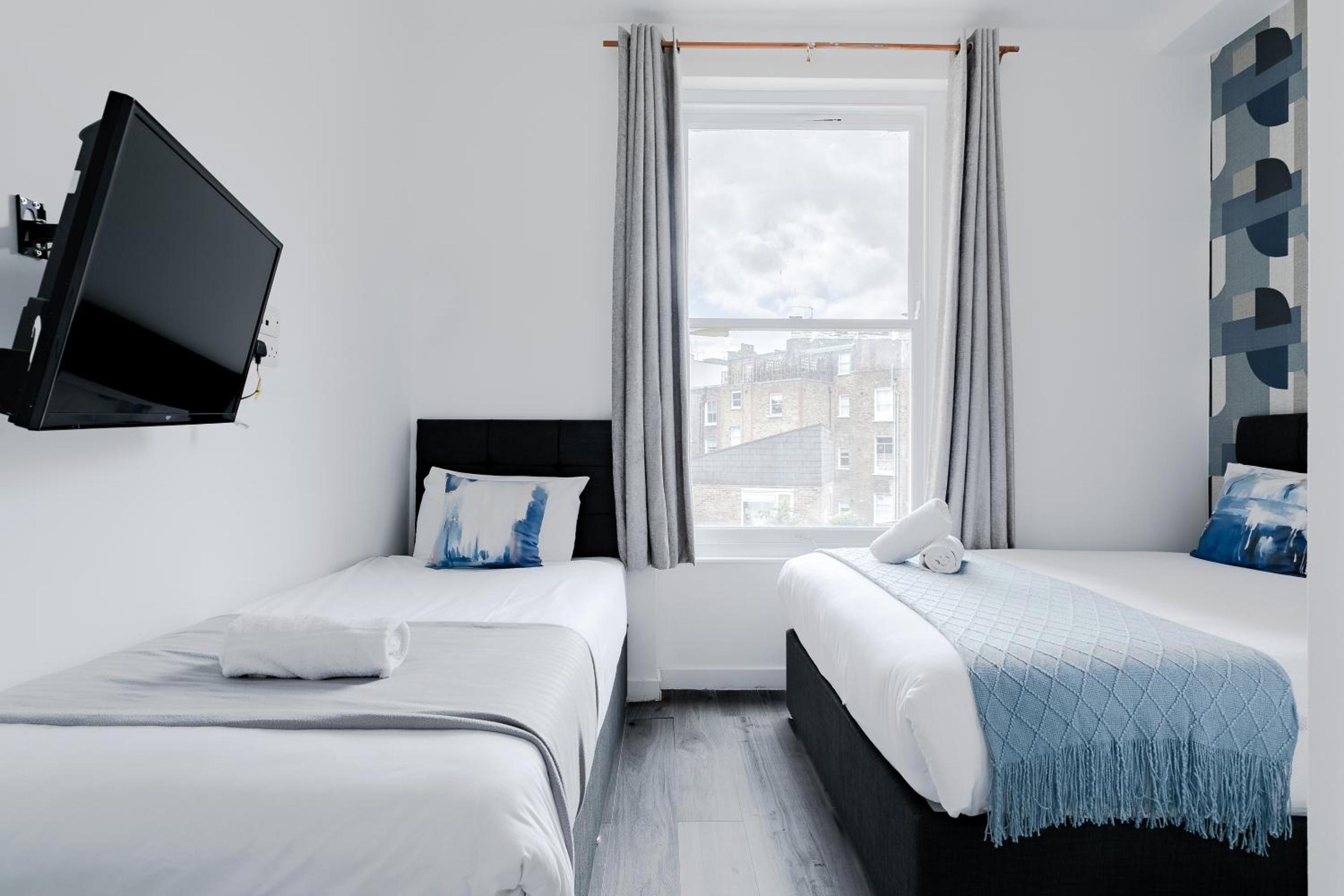 Standard Triple Room photo 3