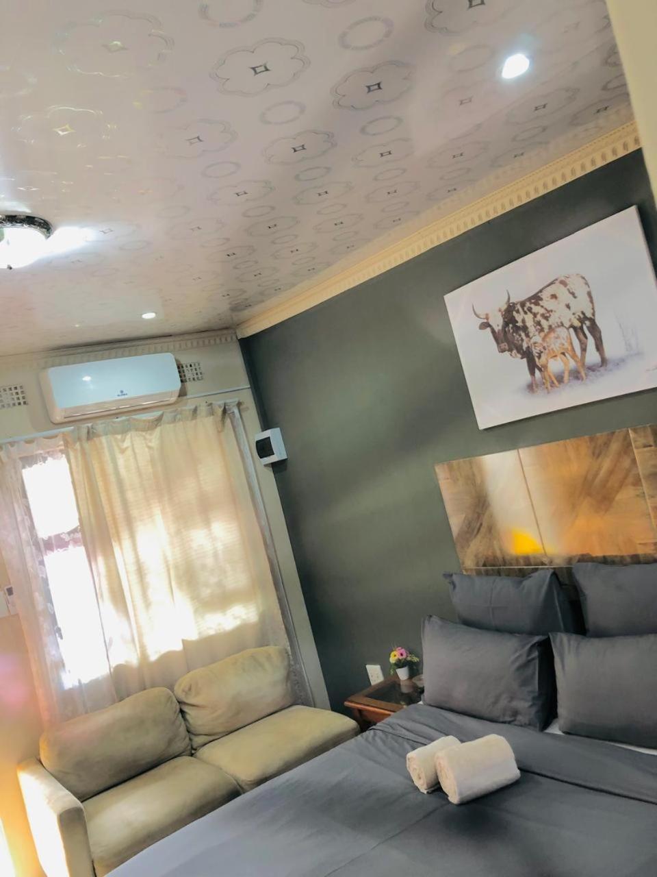 Budget Double Room - Photo 4