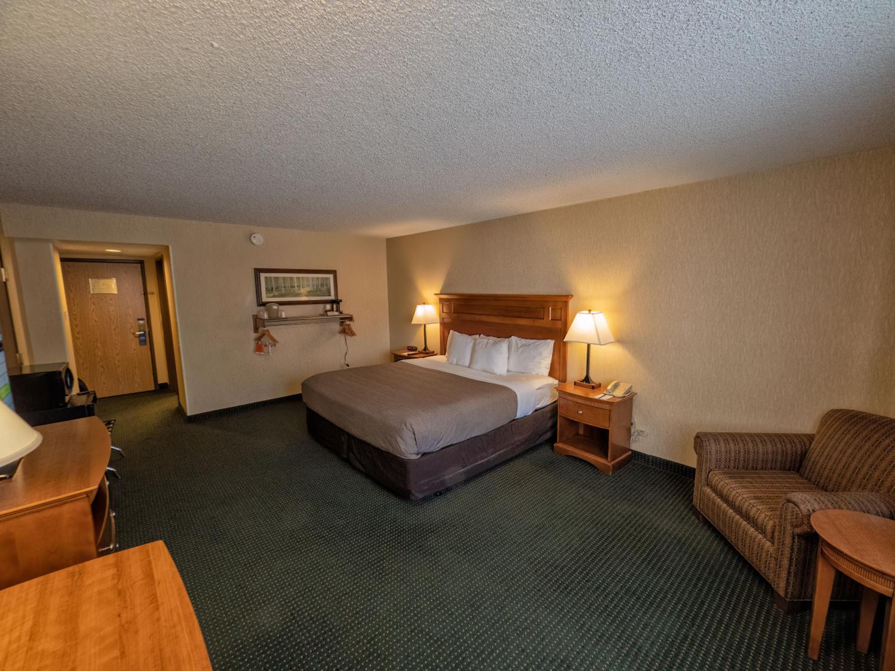 King Room - Accessible/Non-Smoking - Photo 2