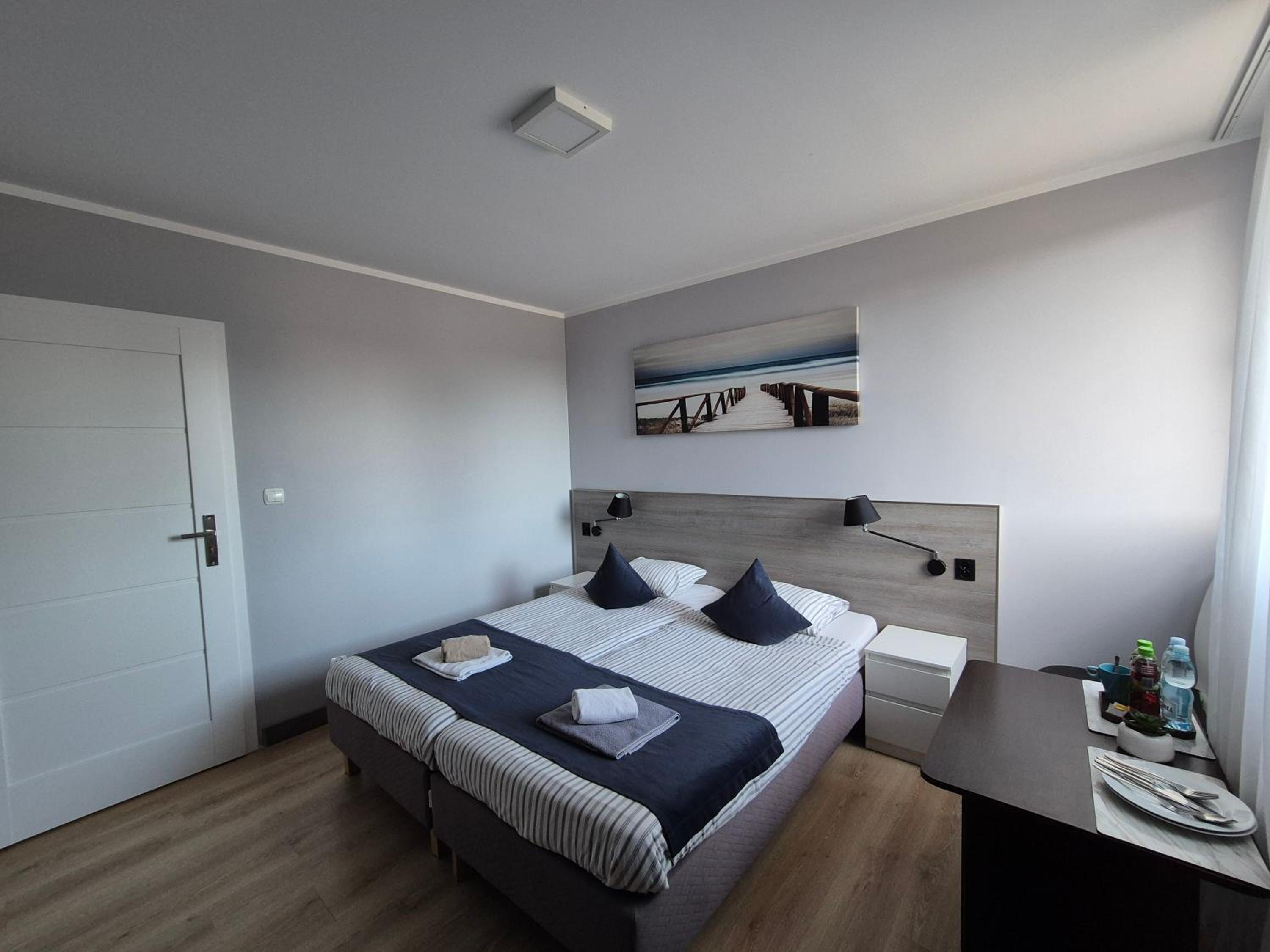 Double Room with Private Bathroom photo 1