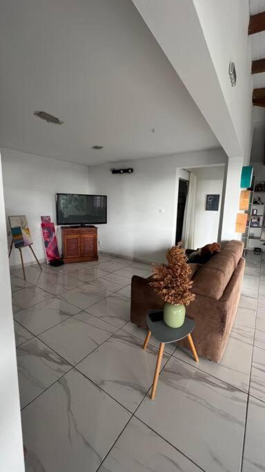 One-Bedroom House photo 1